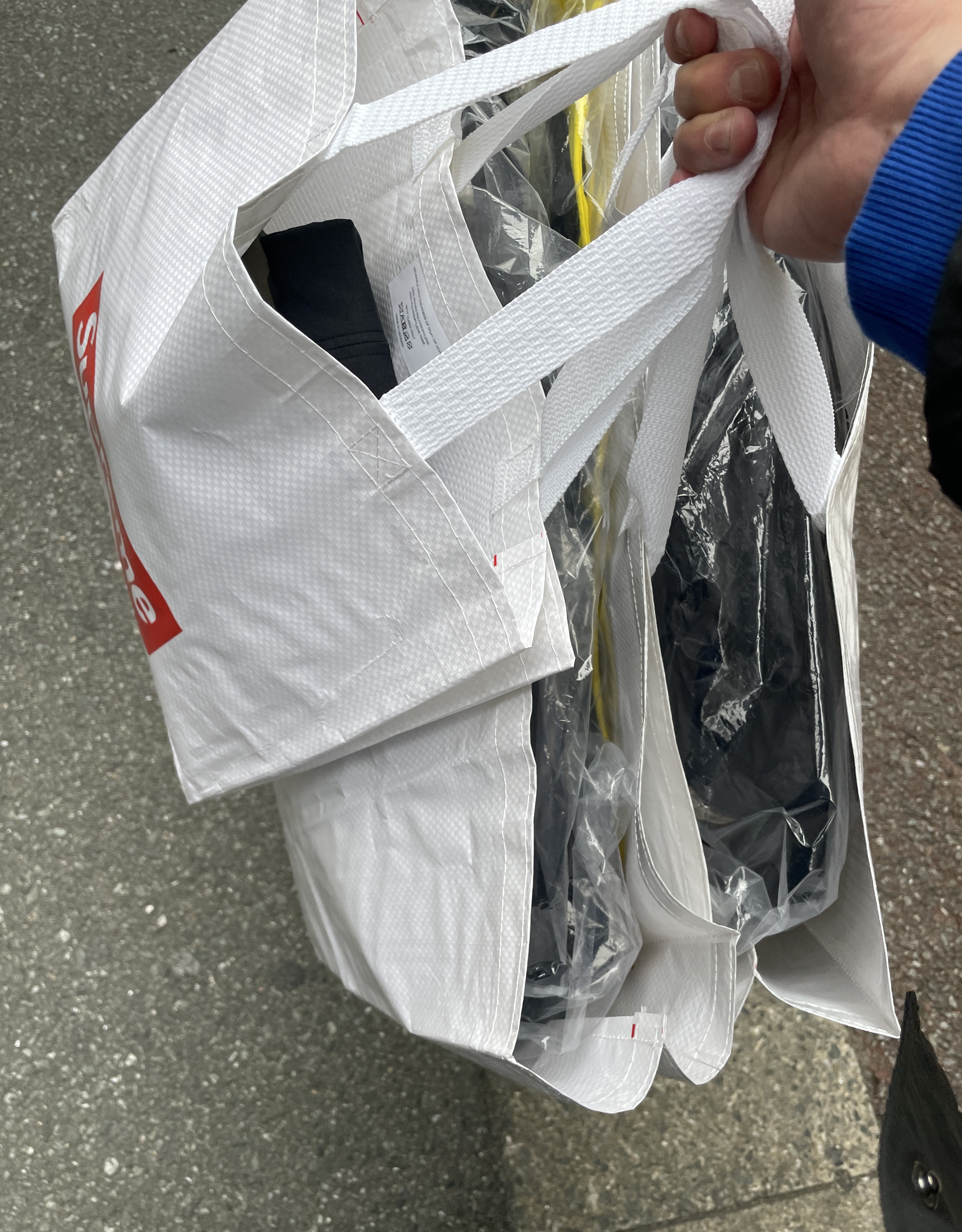 Supreme x The North Face 800-Fill Half Zip Hooded Pullover Times Square - 22FW, Supreme x The North Face Taped Seam Shell Jacket Yellow - 22FW 착용 스타일 - 2