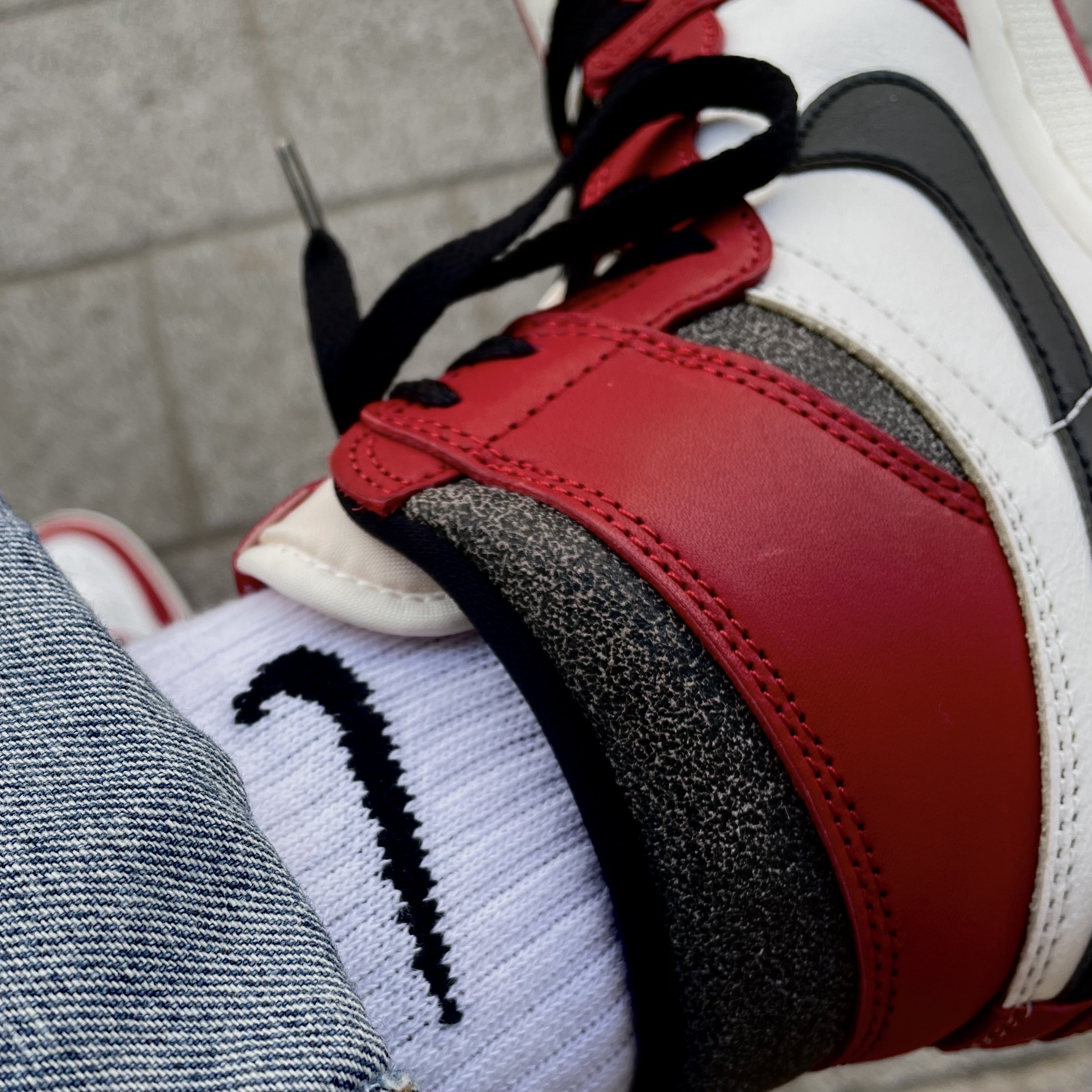 Jordan 1 Retro High OG Chicago 2022 착용 스타일 - 2