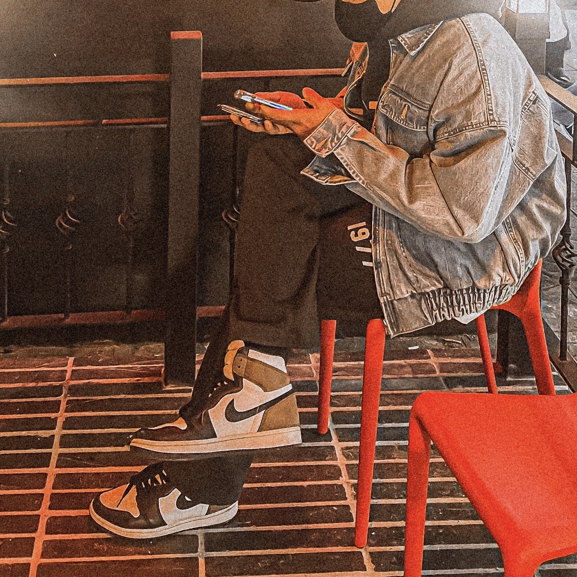 Essentials 1977 Relaxed Sweatpants Iron - 22SS, Essentials 1977 Hoodie Iron - 22SS 착용 스타일