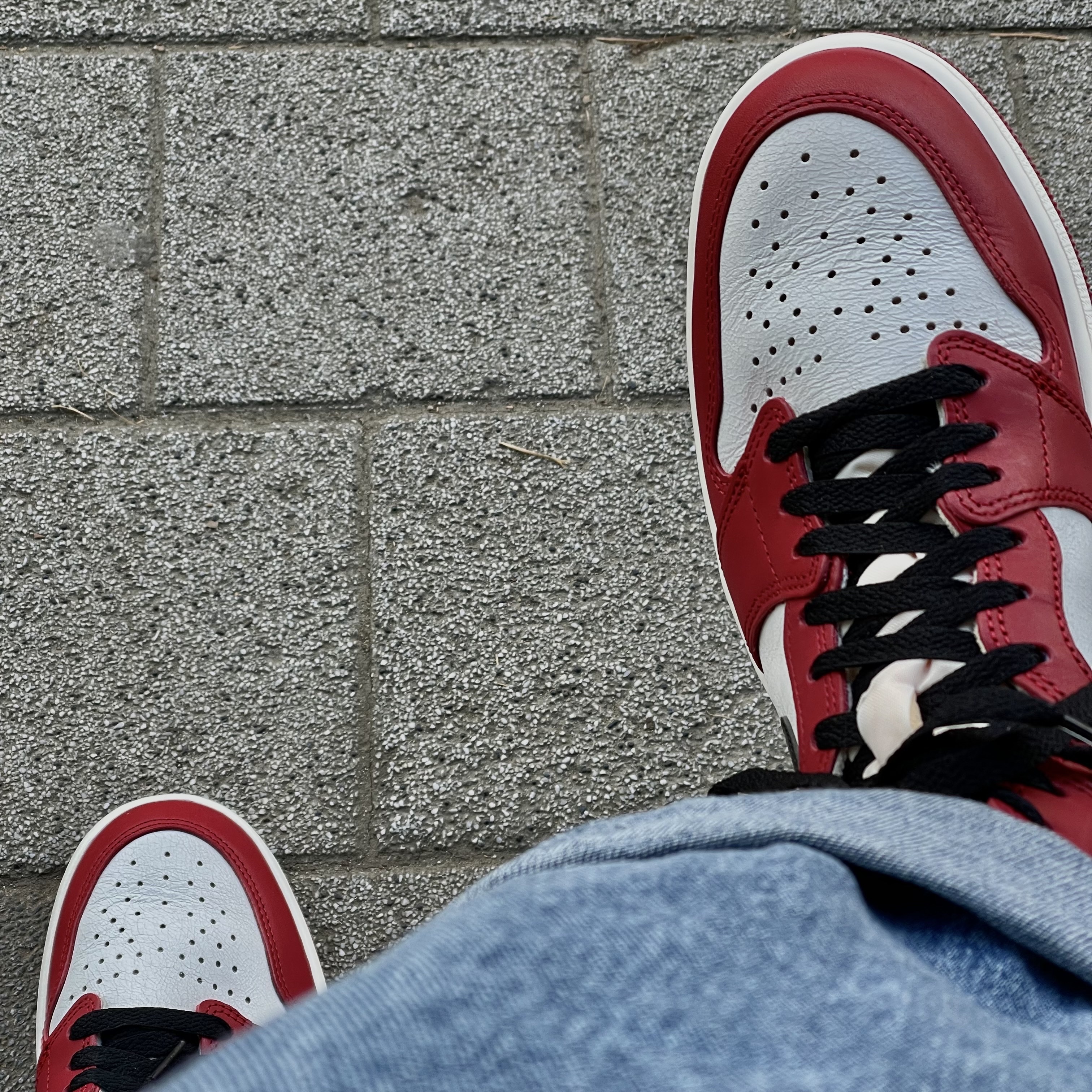 Jordan 1 Retro High OG Chicago 2022 착용 스타일 - 3