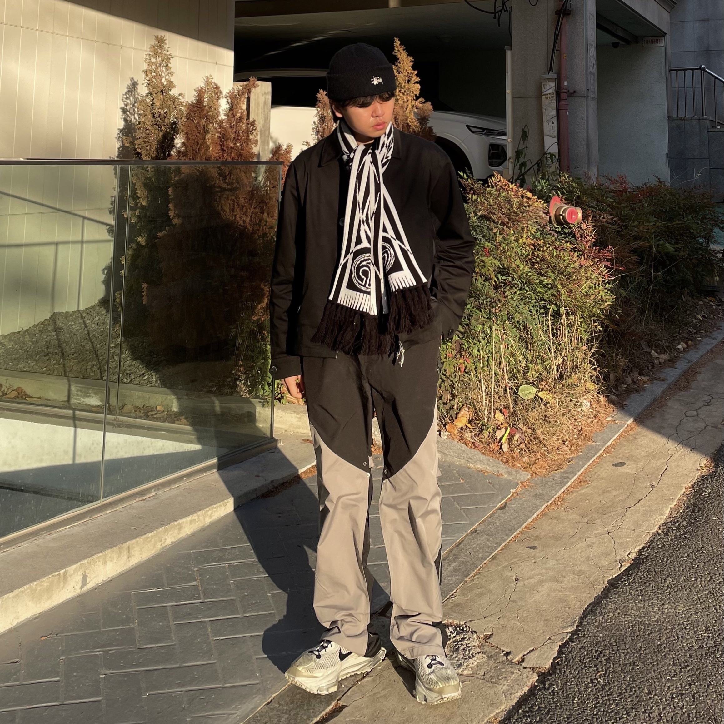 Nike x Matthew M Williams Zoom 004 Stone, Stussy Stock Cuff Beanie Black 착용 스타일 - 1