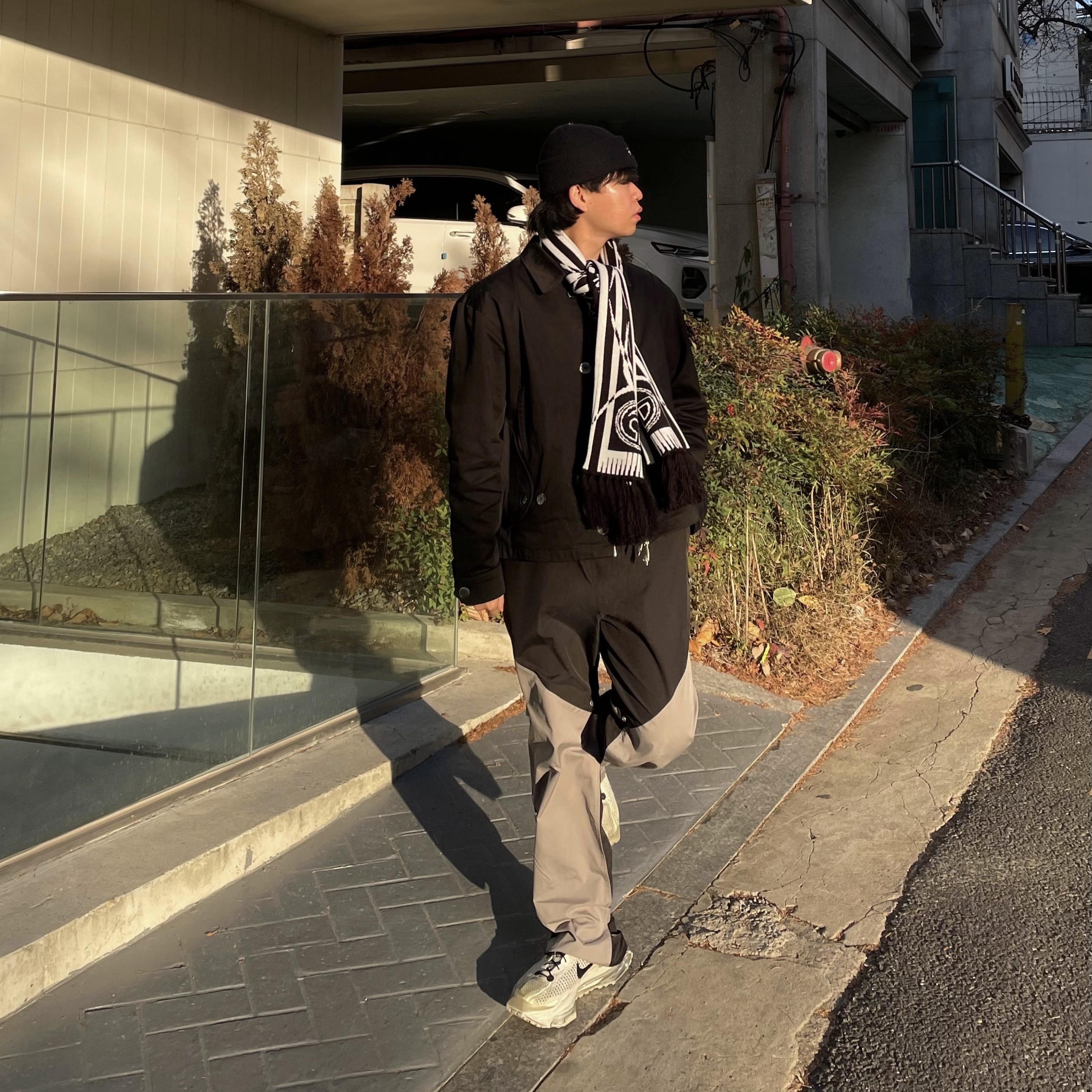 Nike x Matthew M Williams Zoom 004 Stone, Stussy Stock Cuff Beanie Black 착용 스타일 - 2