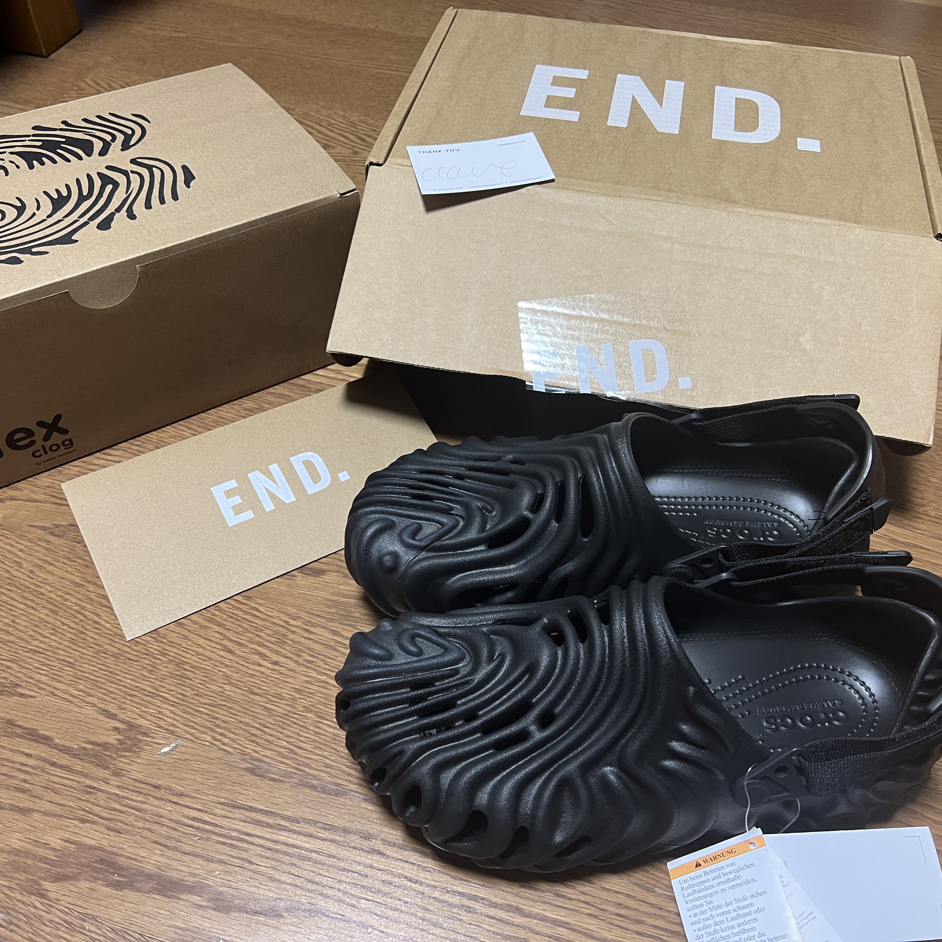 Crocs x Salehe Bembury Pollex Clog Sasquatch 착용 스타일