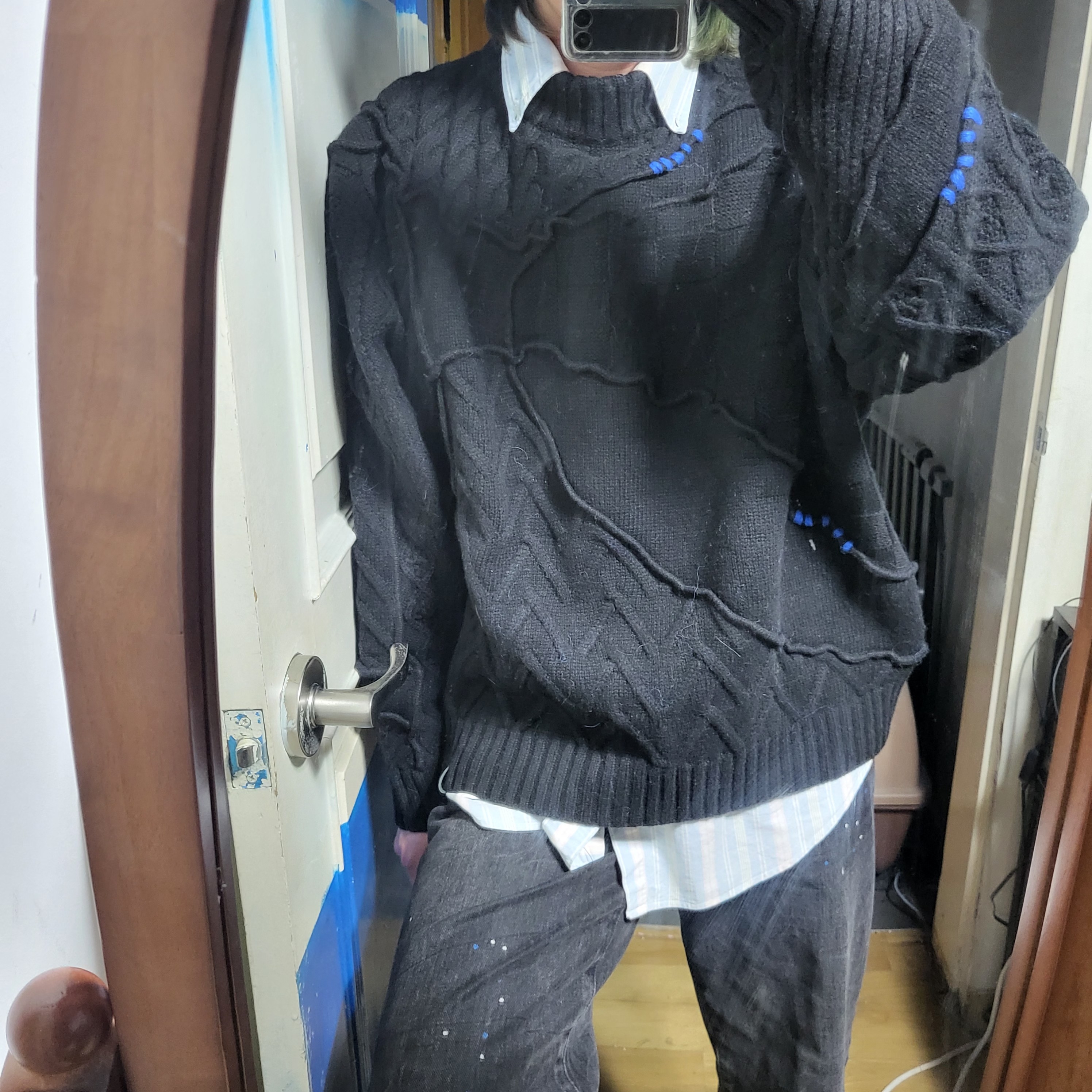 Zara x Ader Error Patchwork Oversize Knit Sweater Black, Zara x Ader Error Slit Jeans Black 착용 스타일 - 2