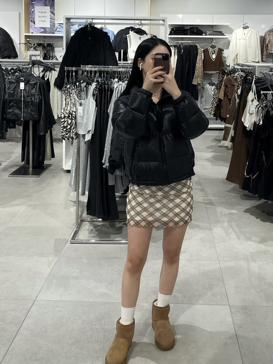 (W) UGG Classic Mini II Boots Chestnut 착용 스타일
