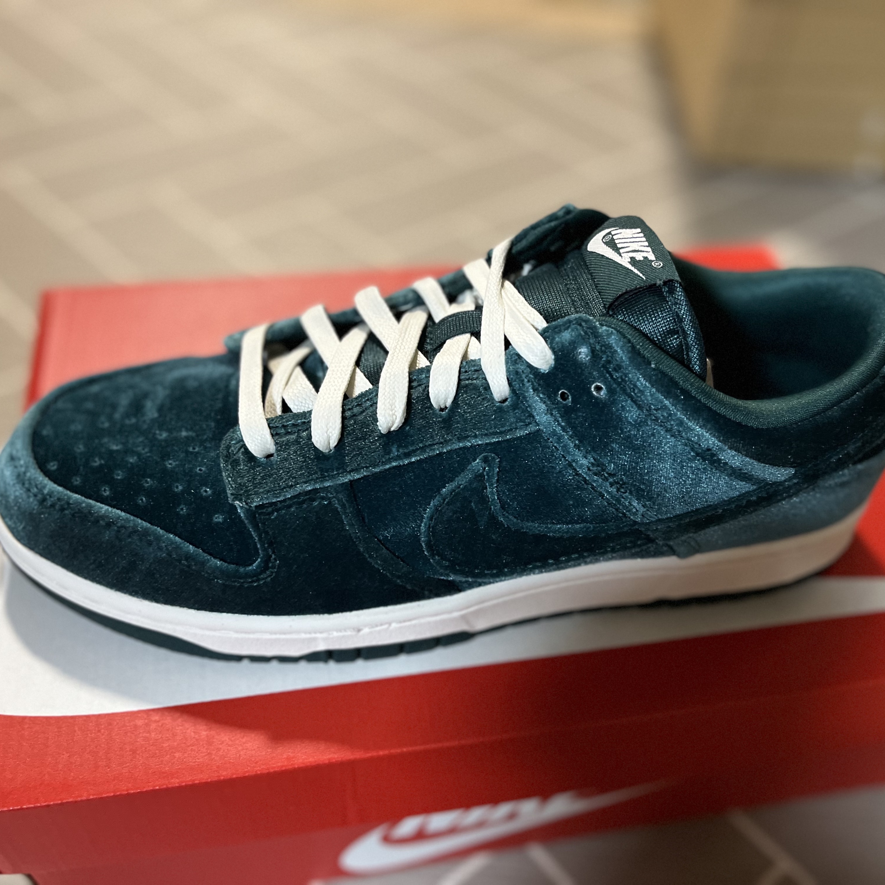 (W) Nike Dunk Low Atomic Teal 착용 스타일