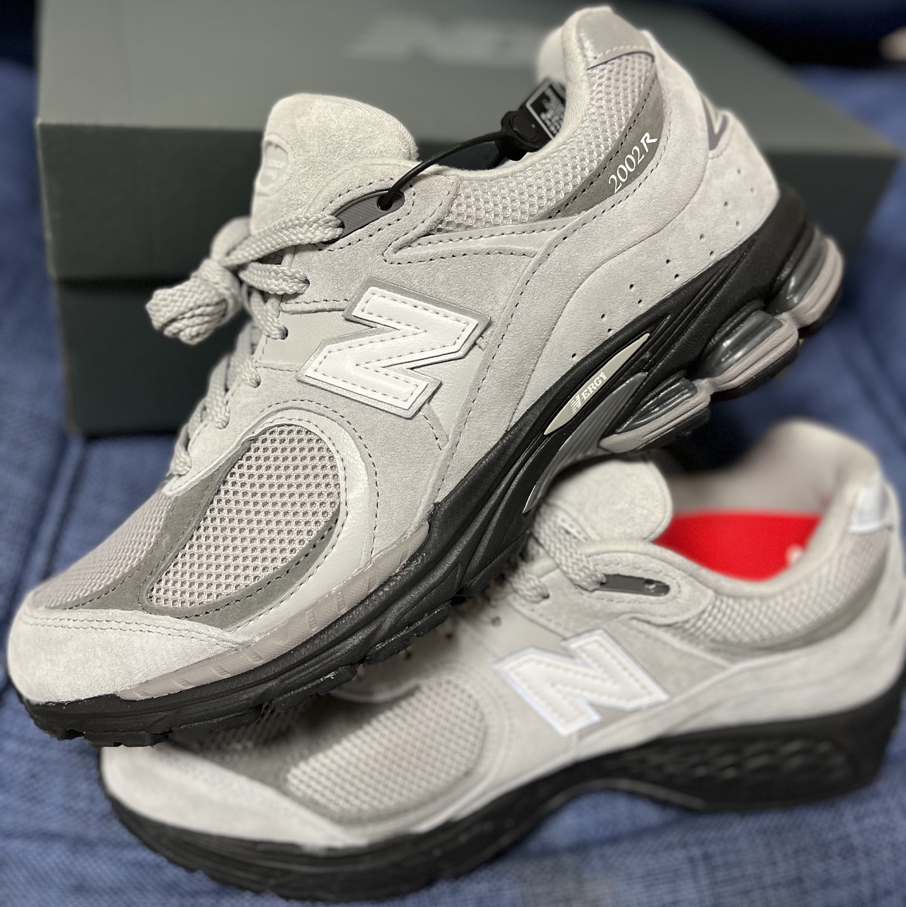 New Balance 2002R Grey Black - JD Sports Exclusive 착용 스타일