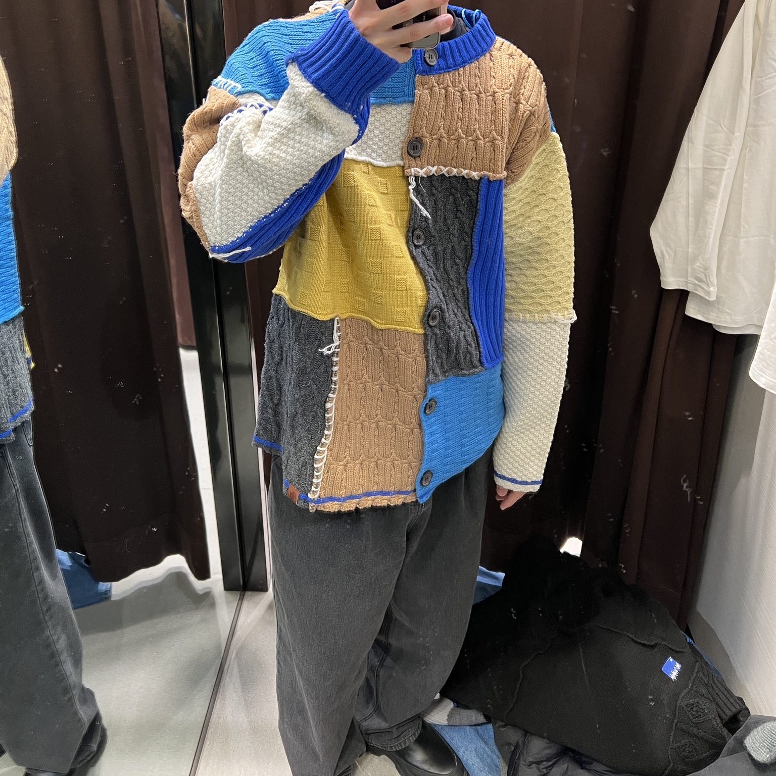 Zara x Ader Error Patchwork Oversize Knit Sweater Multicolor, Zara x Ader Error Patchwork Oversize Knit Sweater Black 착용 스타일 - 3