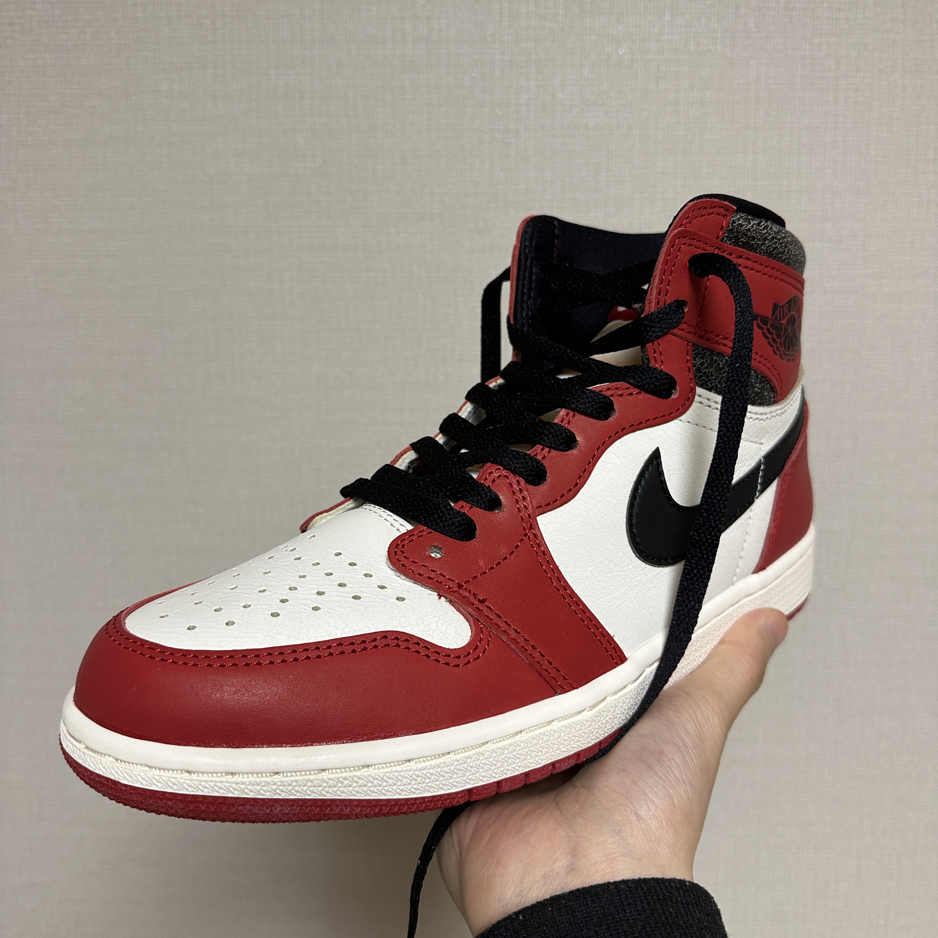 Jordan 1 Retro High OG Chicago 2022 착용 스타일 - 2