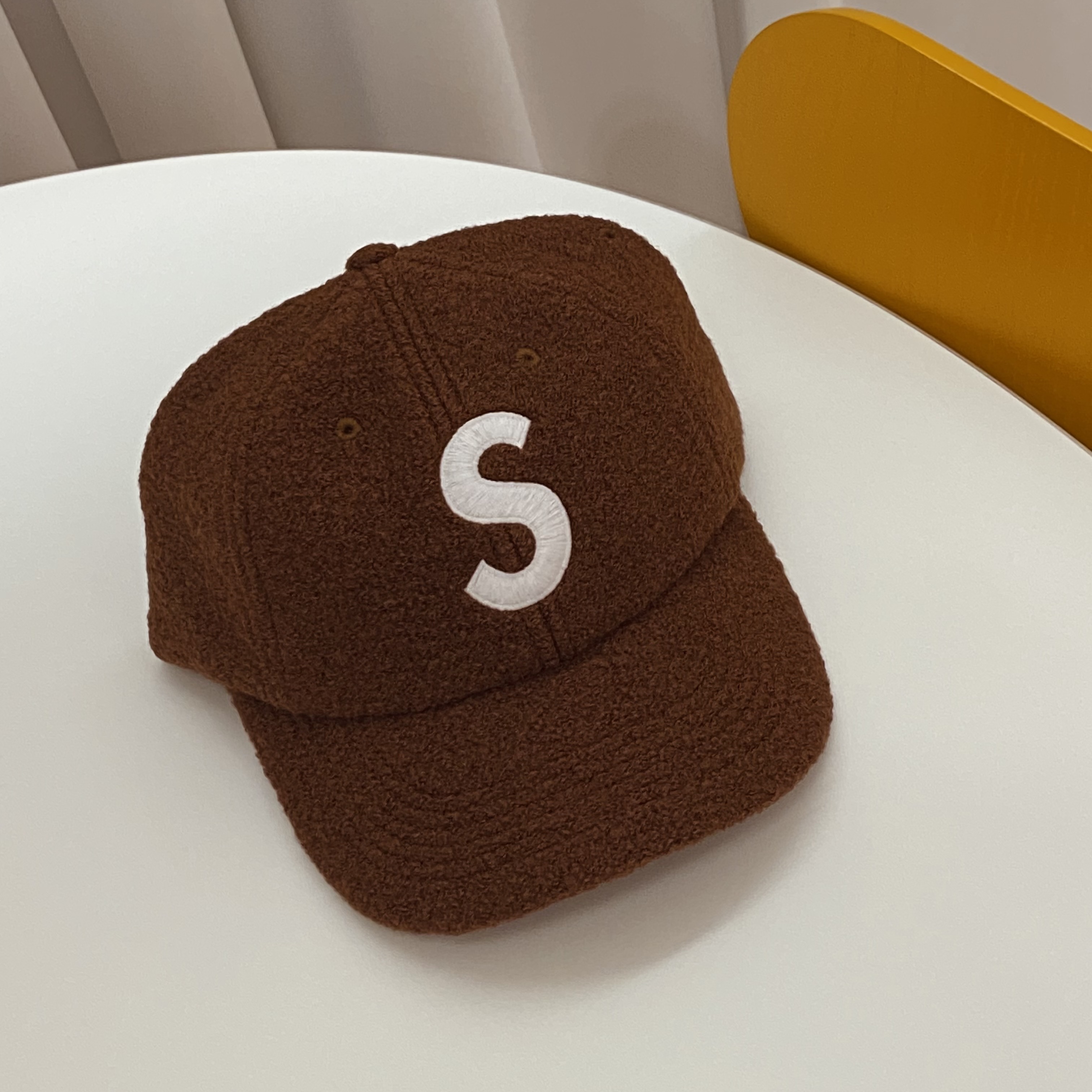 Supreme Boiled Wool S Logo 6-Panel Brown - 22FW 착용 스타일