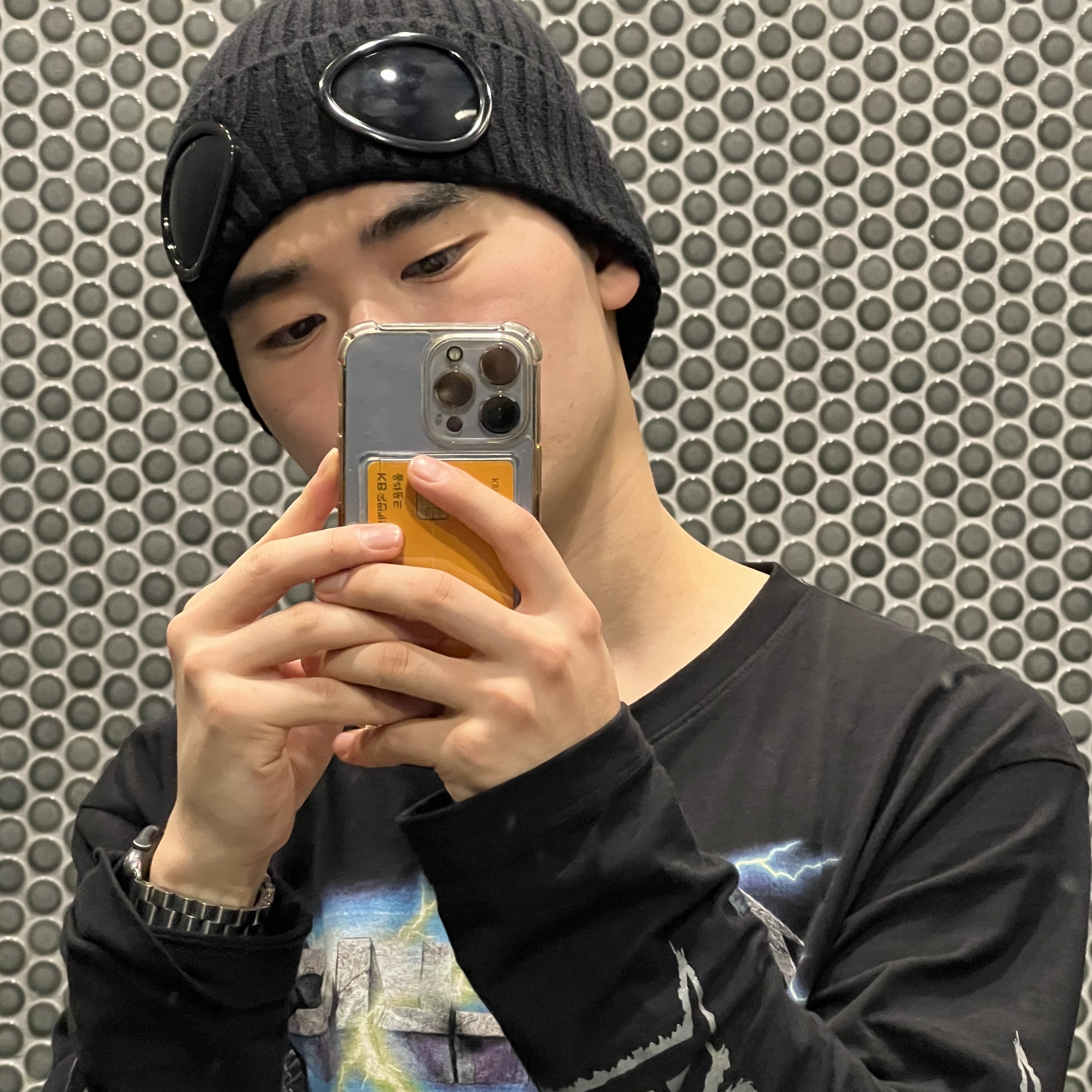 C.P. Company Extra Fine Merino Wool Goggle Beanie Black 착용 스타일