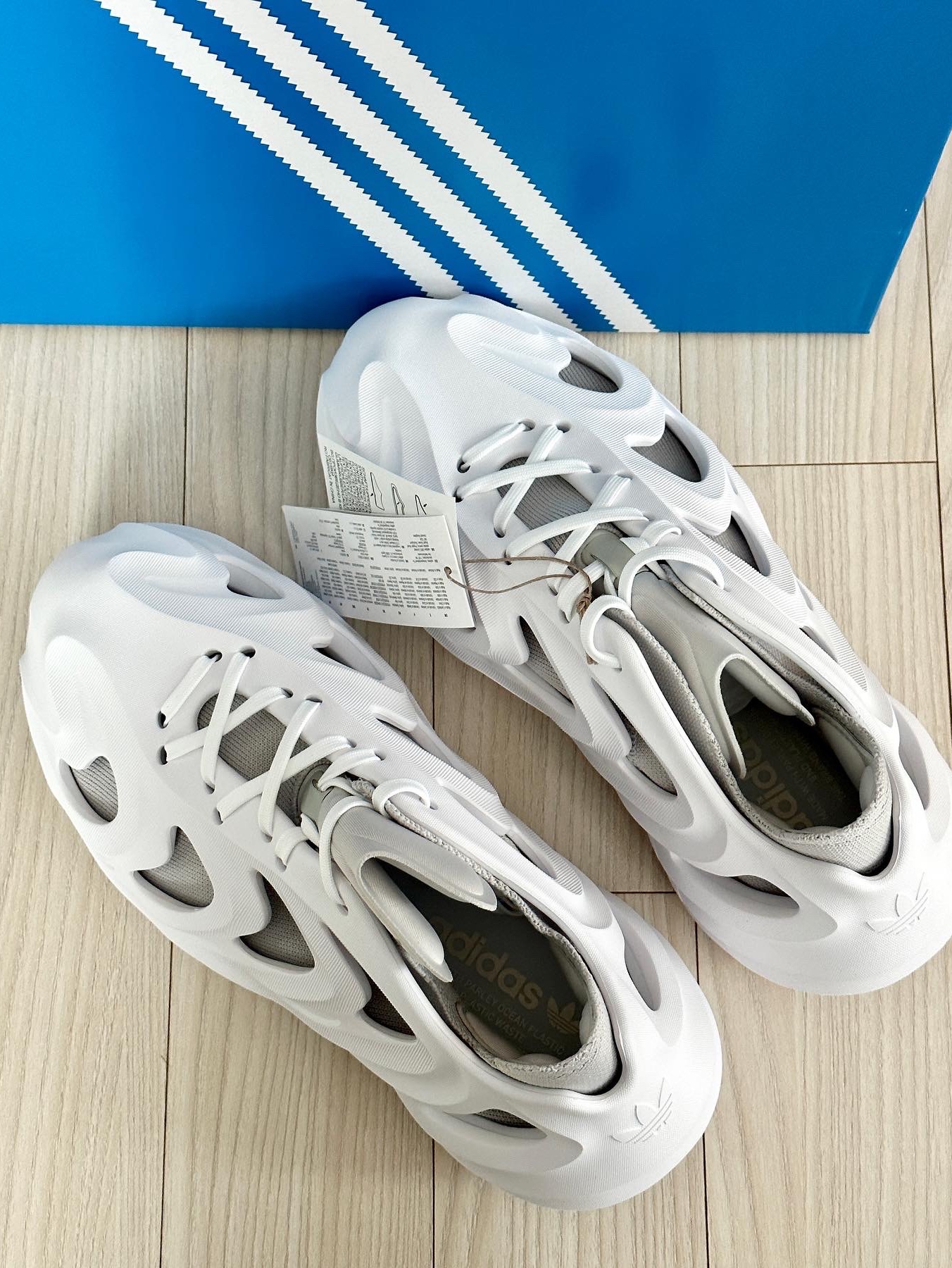 Adidas Adifom Q Cloud White Grey 착용 스타일 - 4