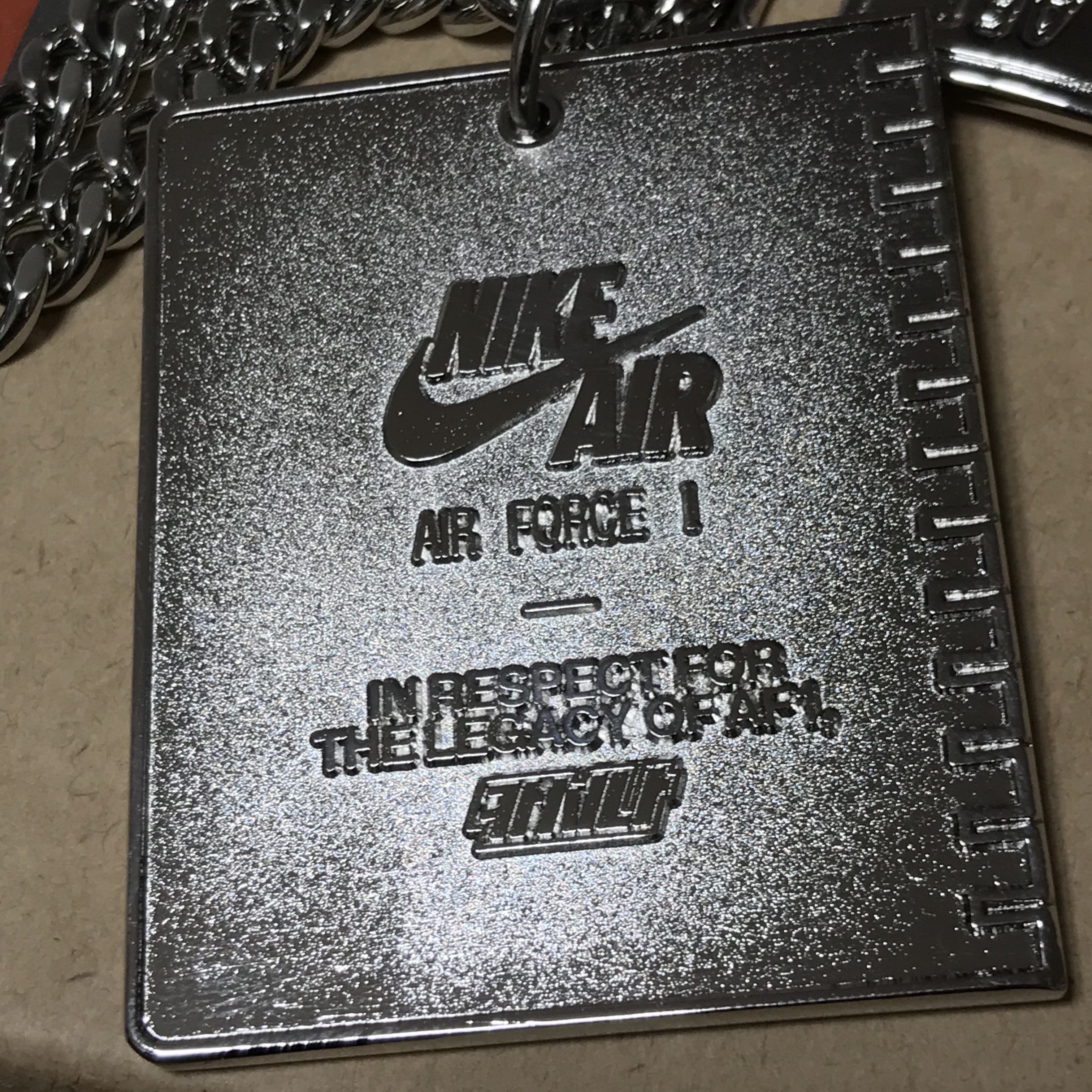 Nike Air Force 1 Low Retro Color of the Month White Metallic Silver 착용 스타일 - 3