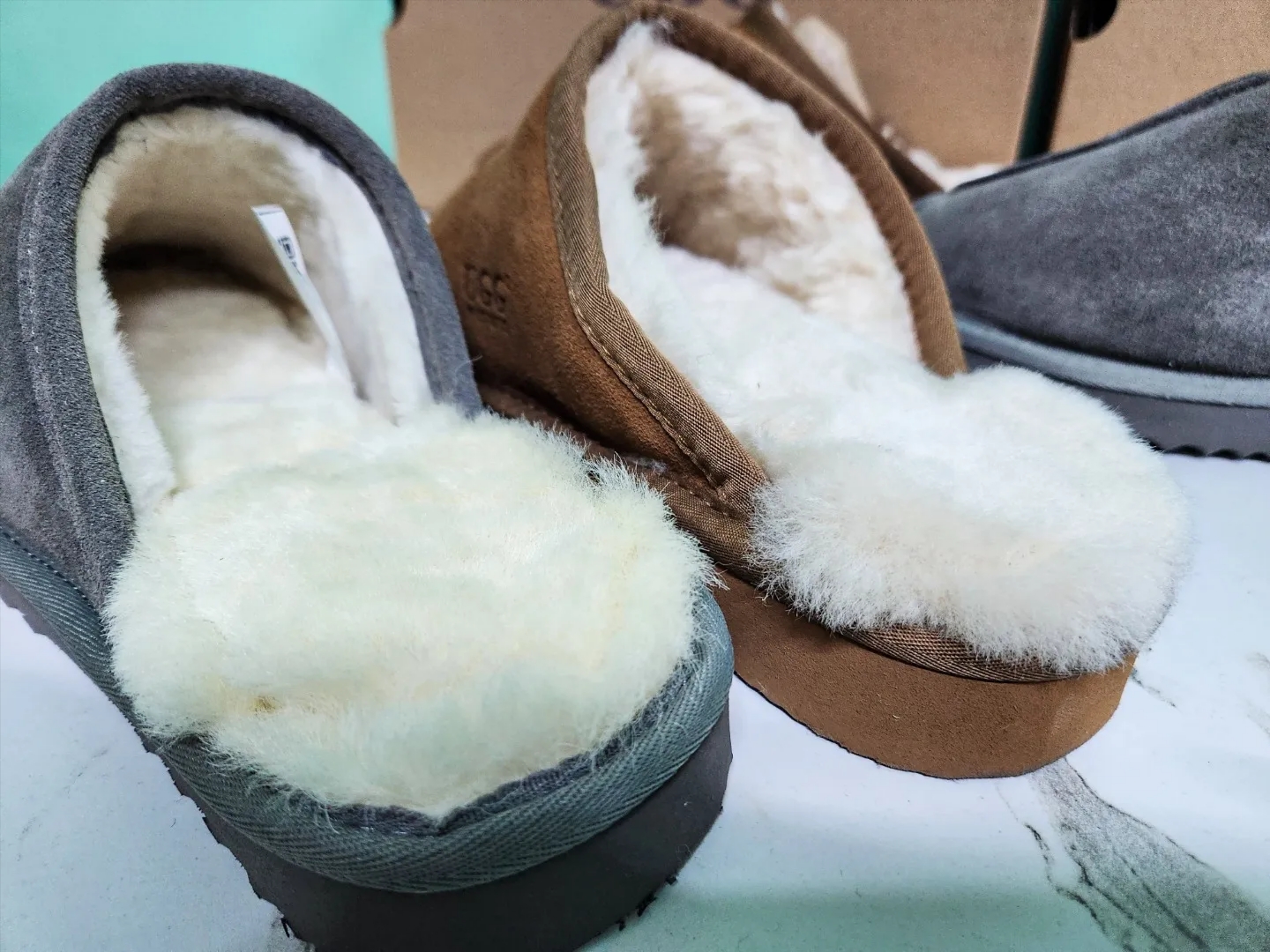 (W) UGG Coquette Slipper Chestnut 착용 스타일 - 5