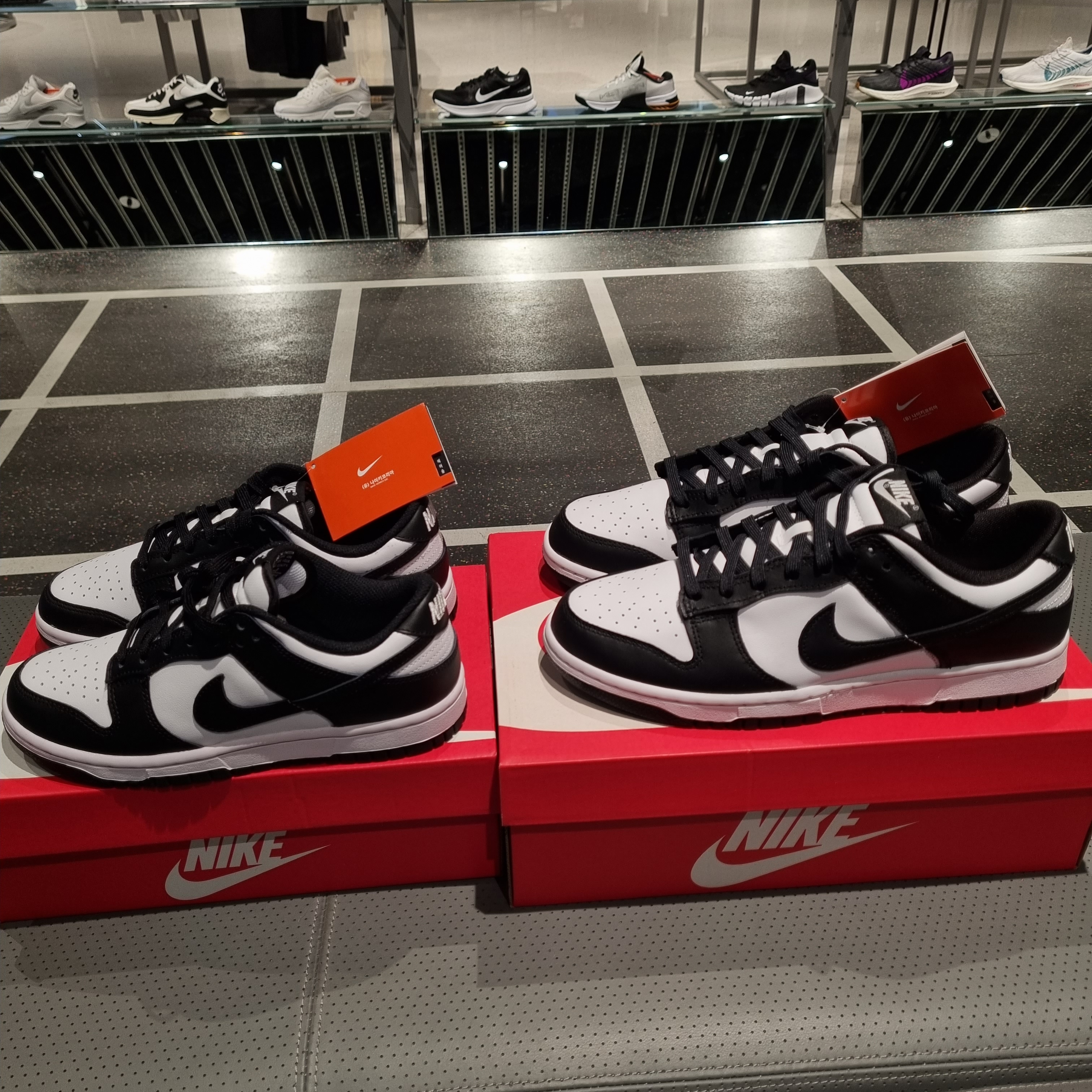 (W) Nike Dunk Low Black, Nike Dunk Low Retro Black 착용 스타일 - 5