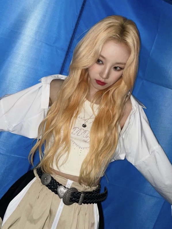 get shopping with me🛍️님의 스타일 - 1