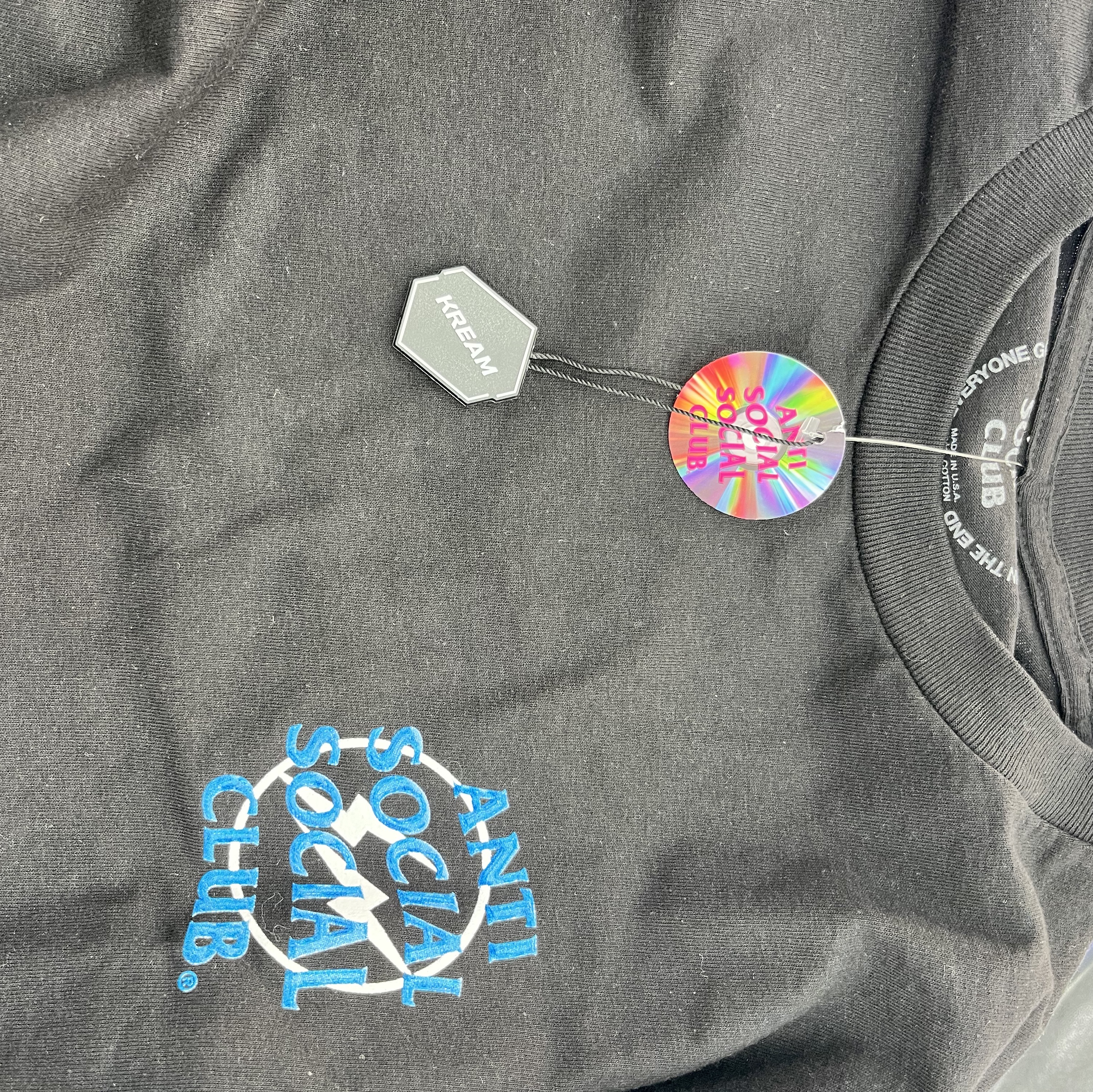 Anti Social Social Club x Fragment Precious Petals T-Shirt Black Blue 착용 스타일 - 2