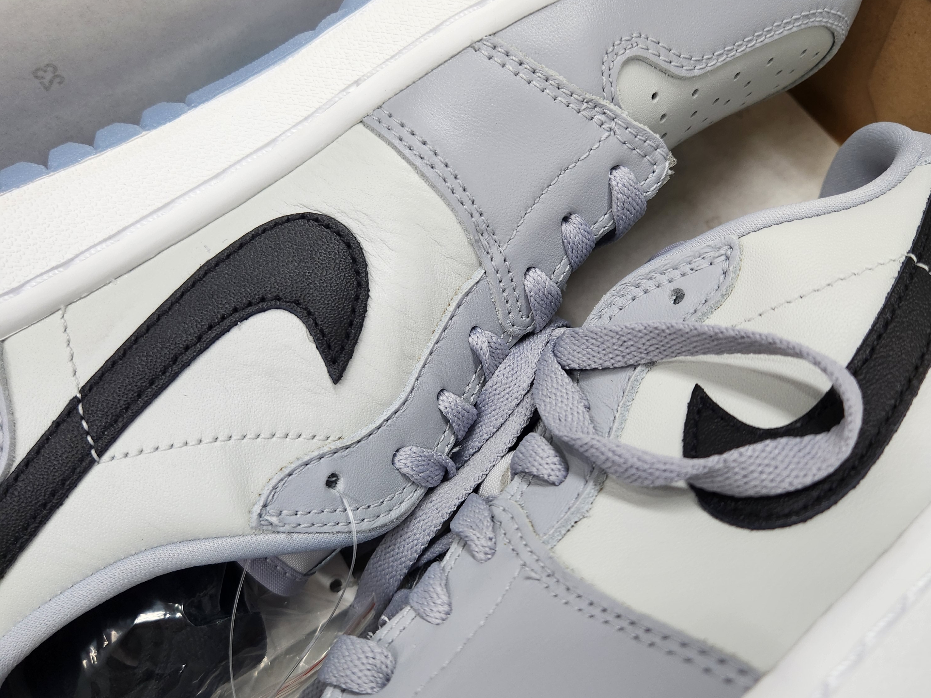 Jordan 1 Low Golf Wolf Grey 착용 스타일