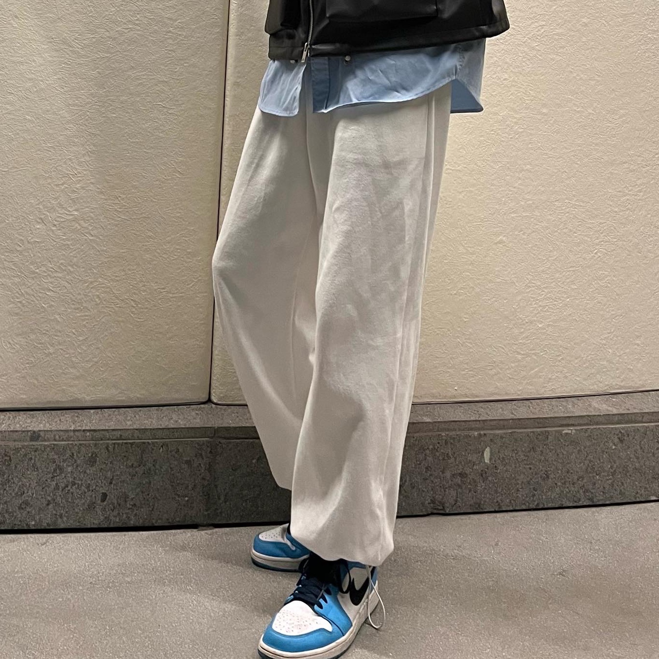 Jordan 1 Low Dark Powder Blue 착용 스타일 - 2