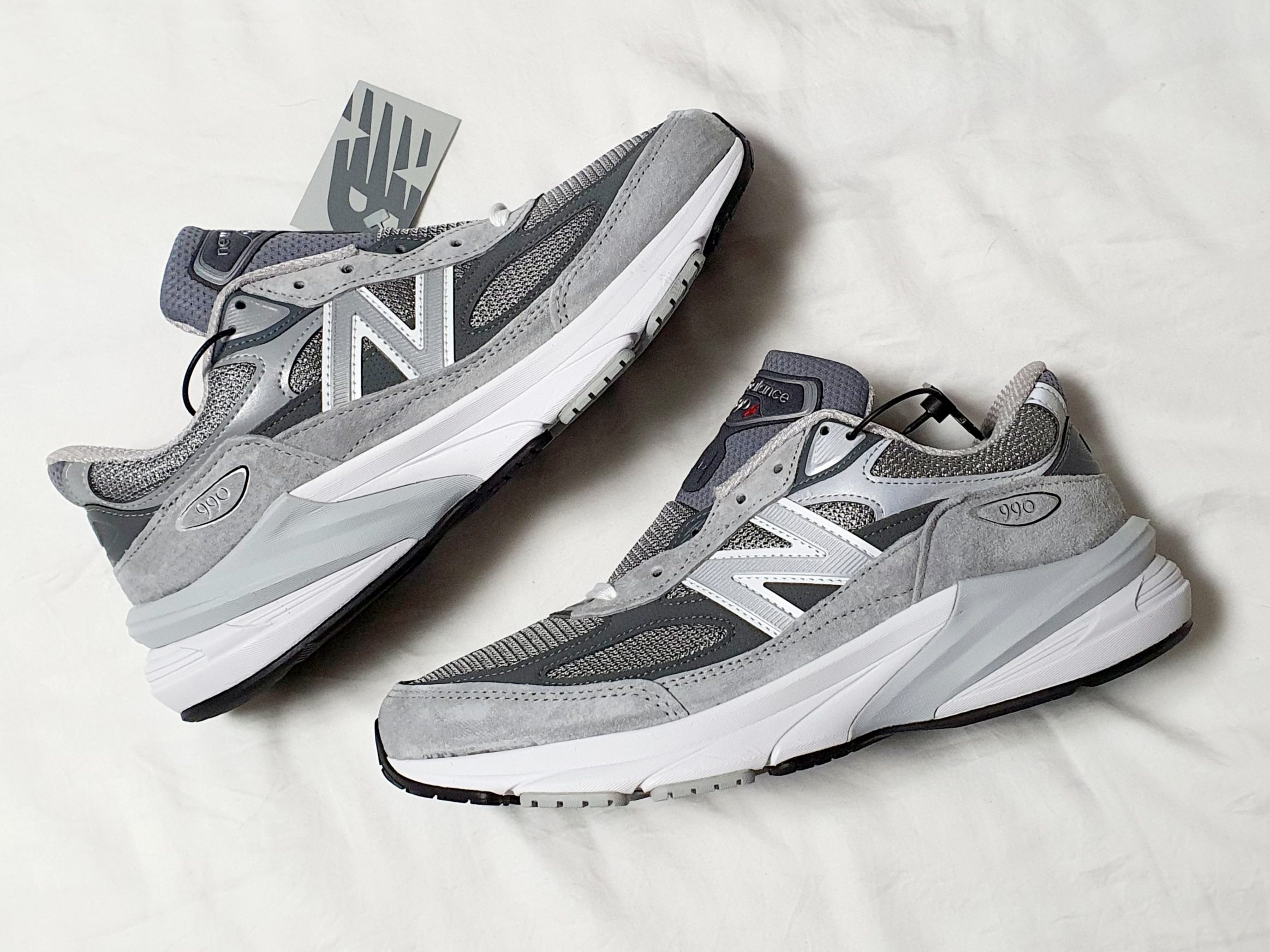 New Balance 990v6 Made in USA Grey - D Standard 착용 스타일 - 1