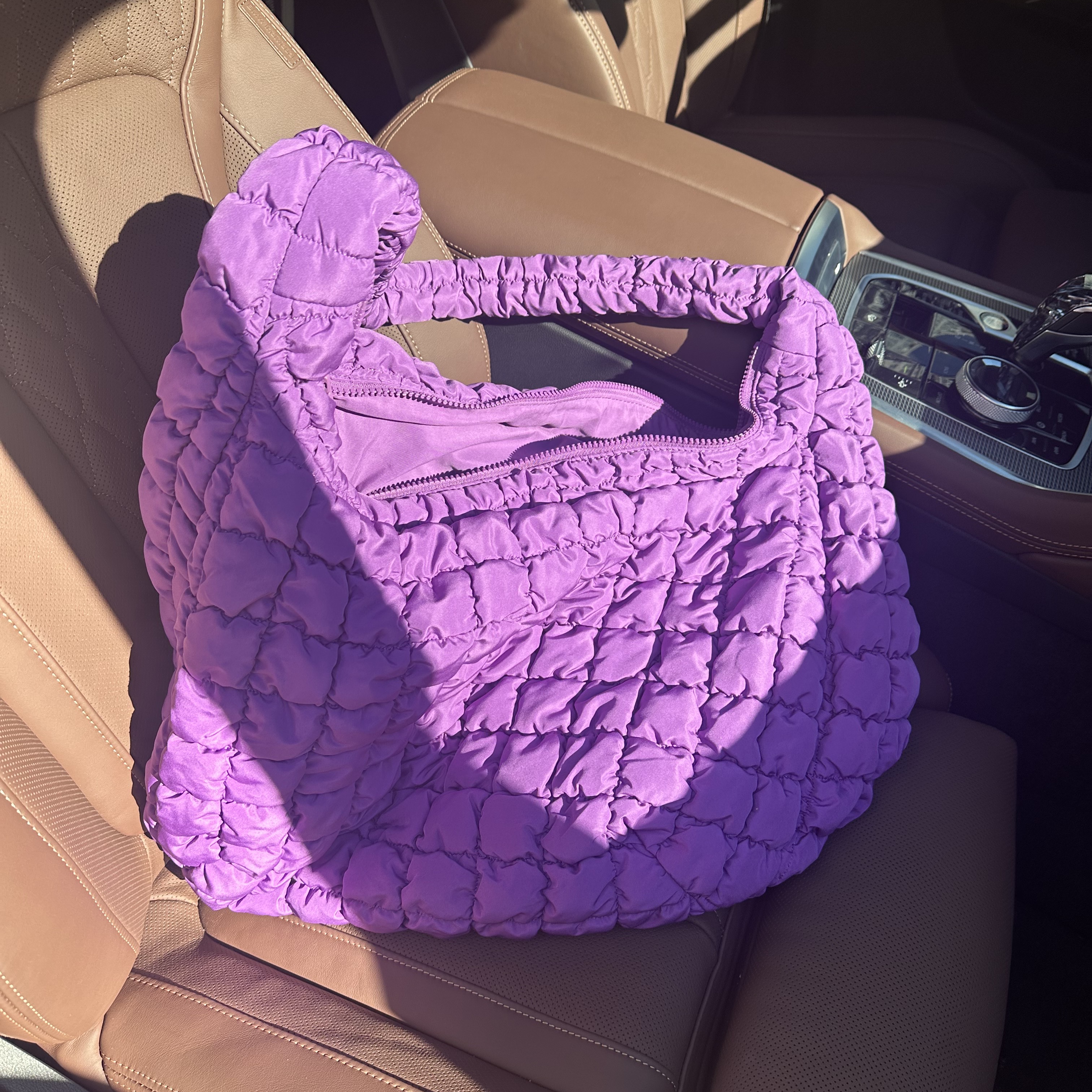 COS Quilted Oversized Shoulder Bag Purple 착용 스타일