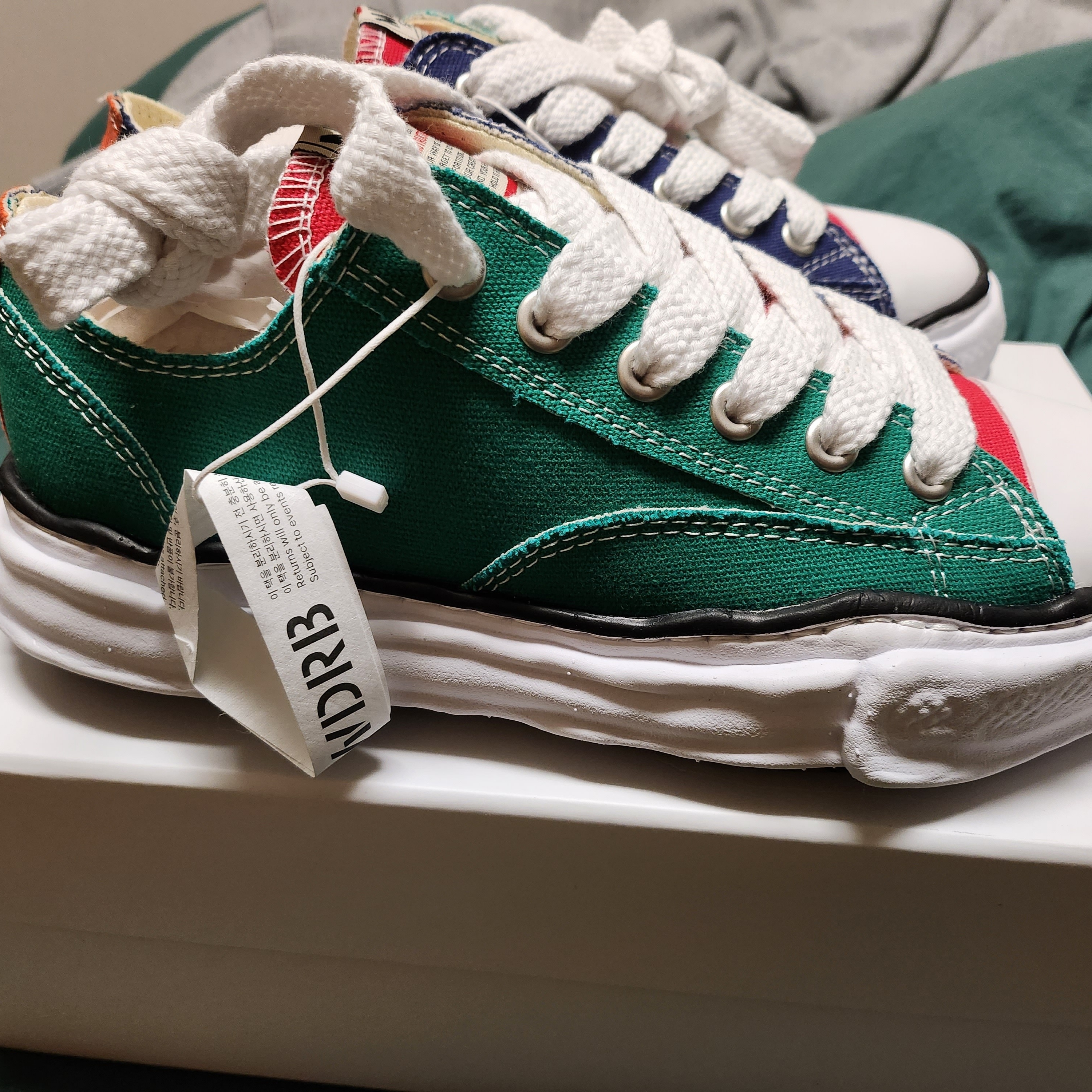 Maison Mihara Yasuhiro Peterson OG Sole Canvas Low Sneakers Multi 착용 스타일 - 2