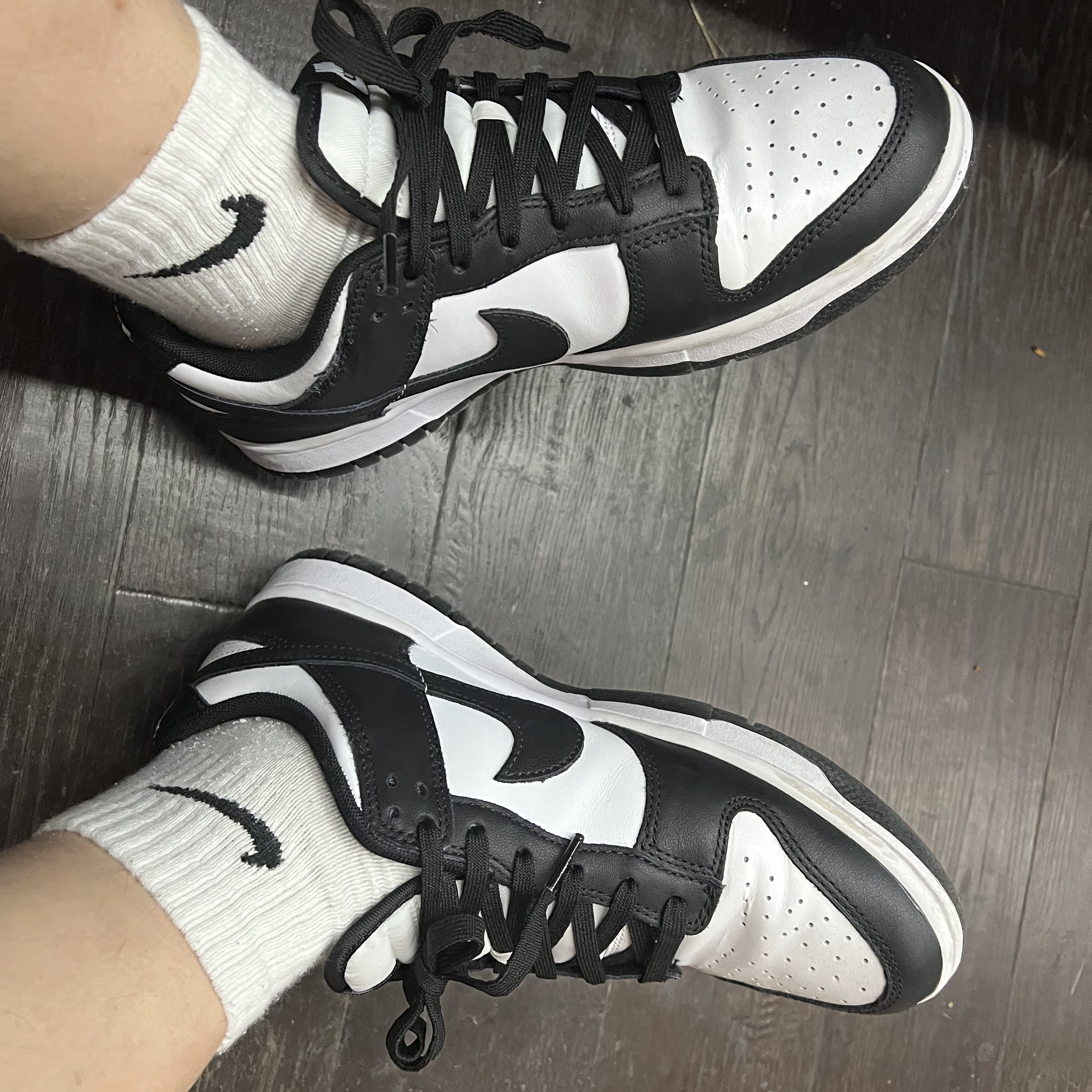 Nike Dunk Low Retro Black 착용 스타일
