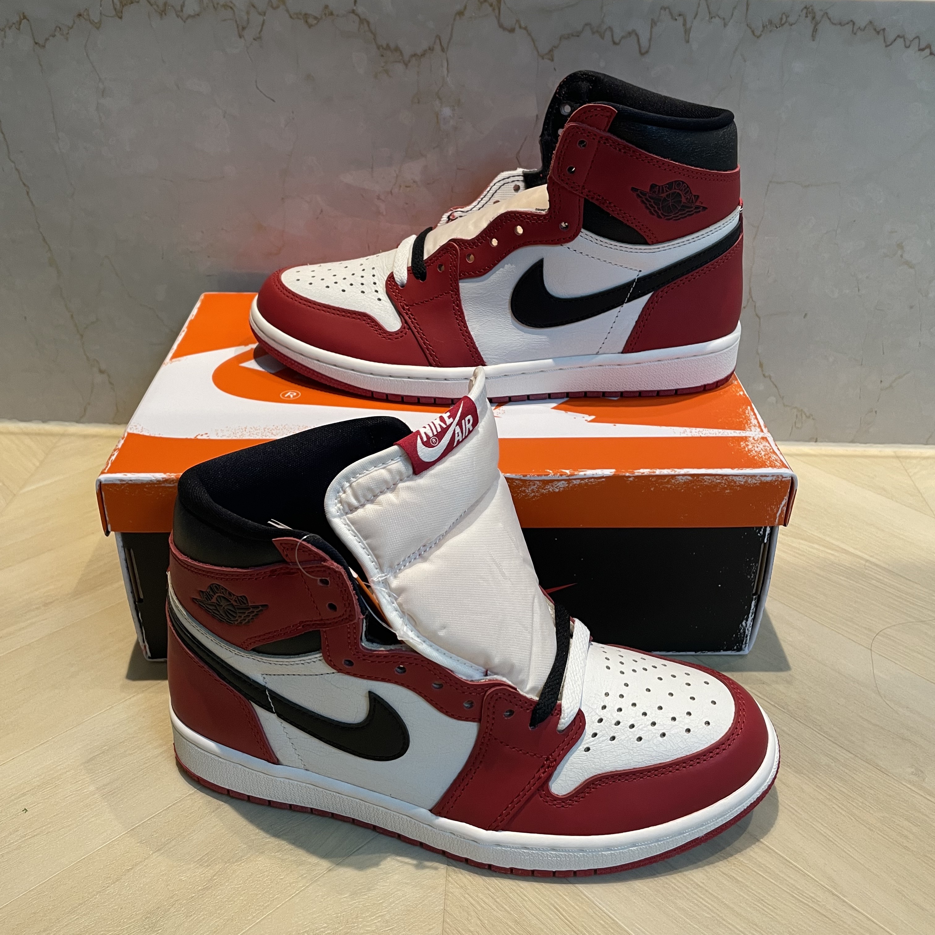 Jordan 1 Retro High OG Chicago 2022 착용 스타일 - 1