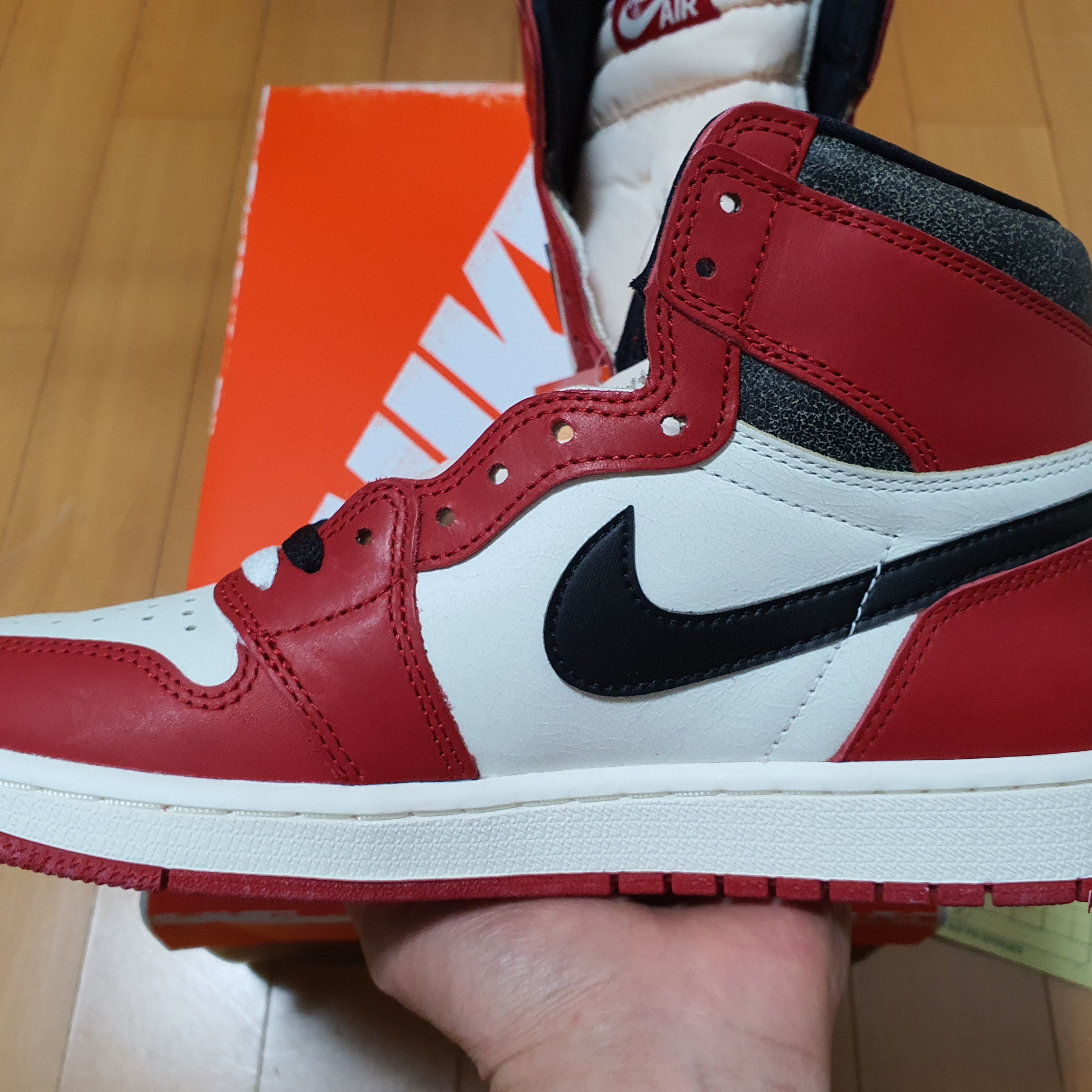 Jordan 1 Retro High OG Chicago 2022 착용 스타일 - 2