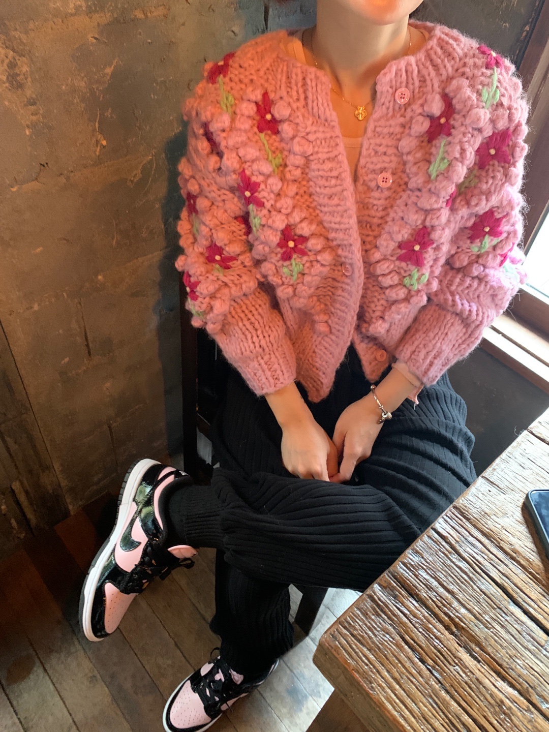(W) Nike Dunk Low Essential Pink Foam Black, (W) Miu Miu Drill Baseball Cap Black 착용 스타일 - 4