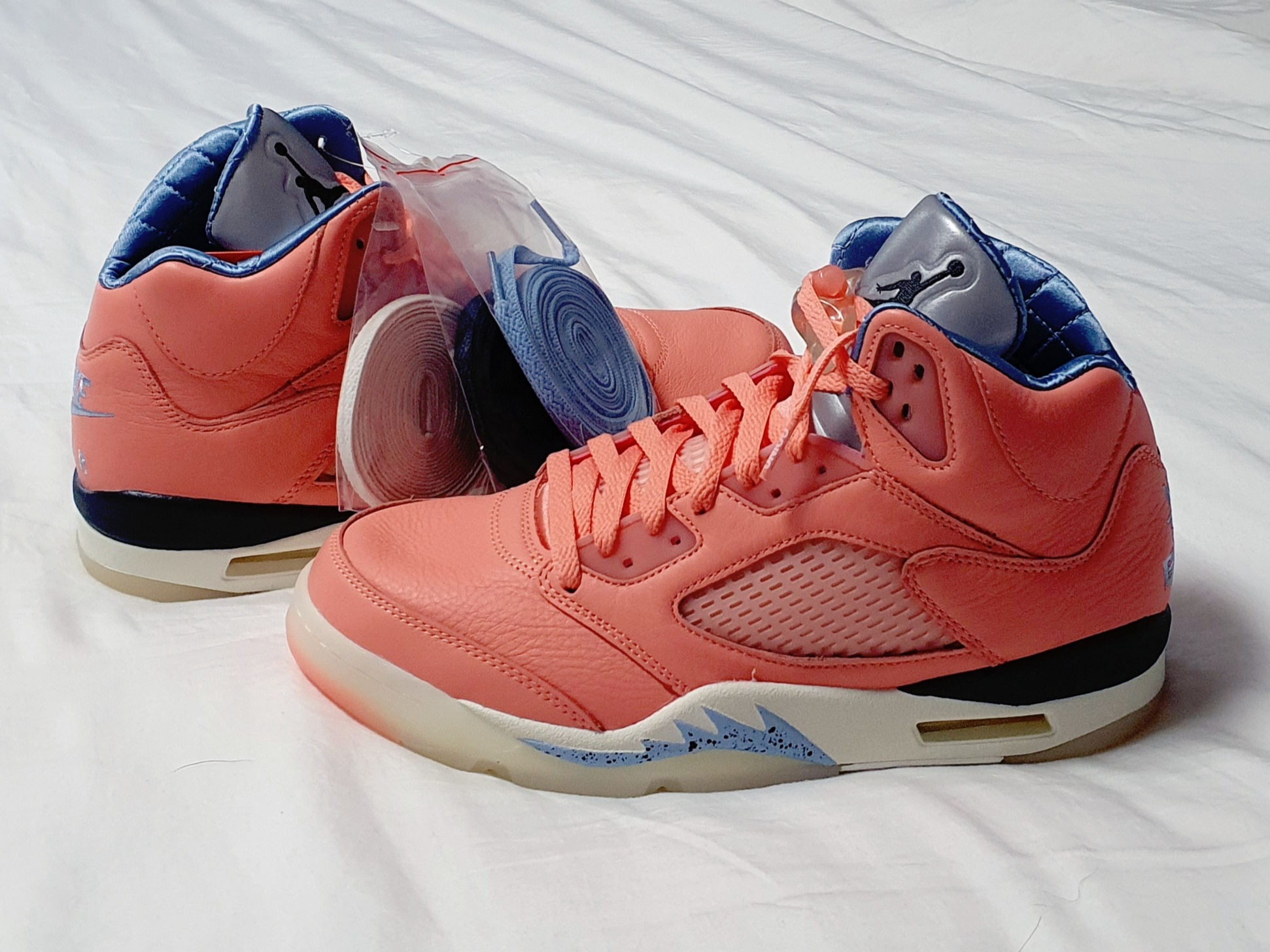Jordan 5 x DJ Khaled Retro SP Crimsson Bliss 착용 스타일 - 4