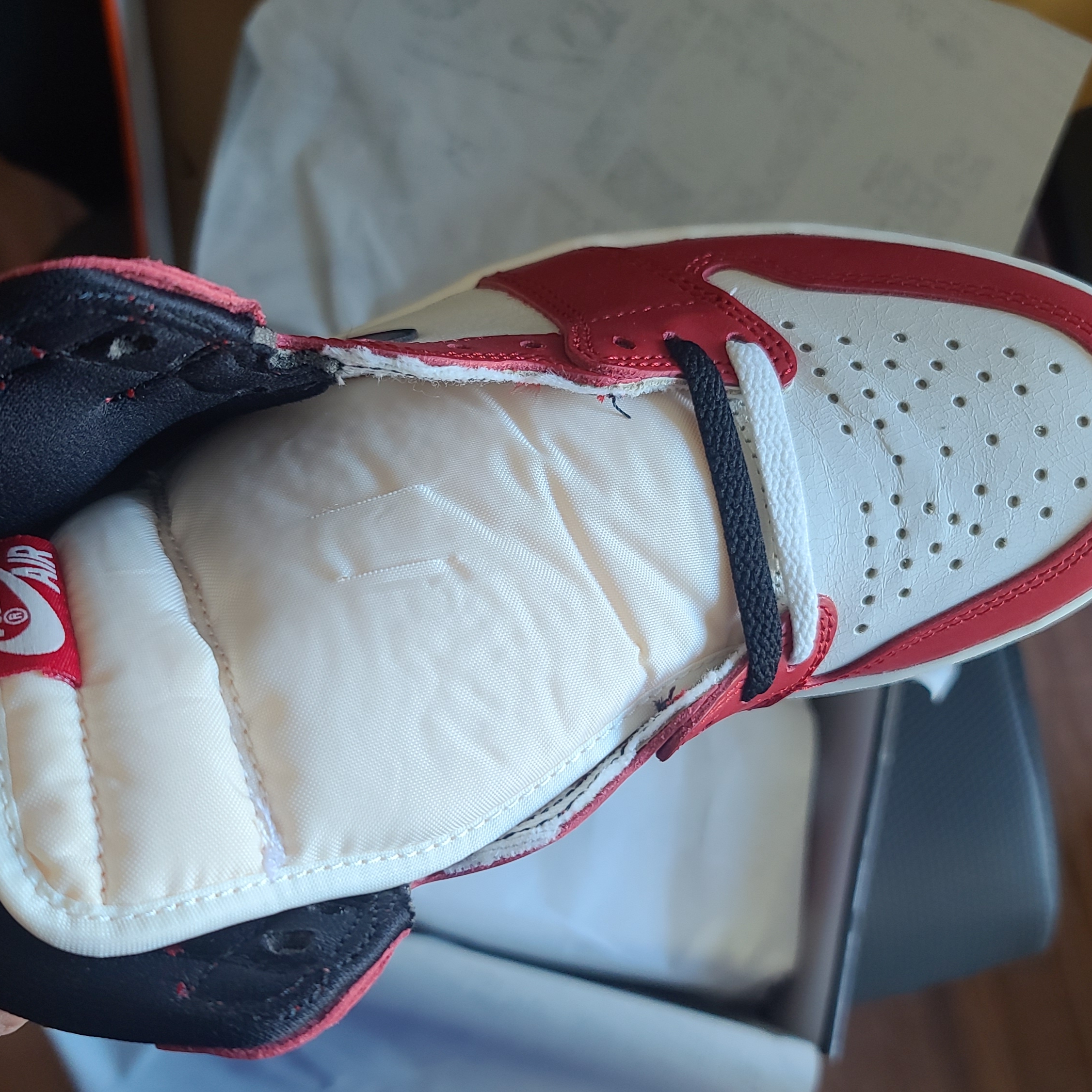 Jordan 1 Retro High OG Chicago 2022 착용 스타일 - 4