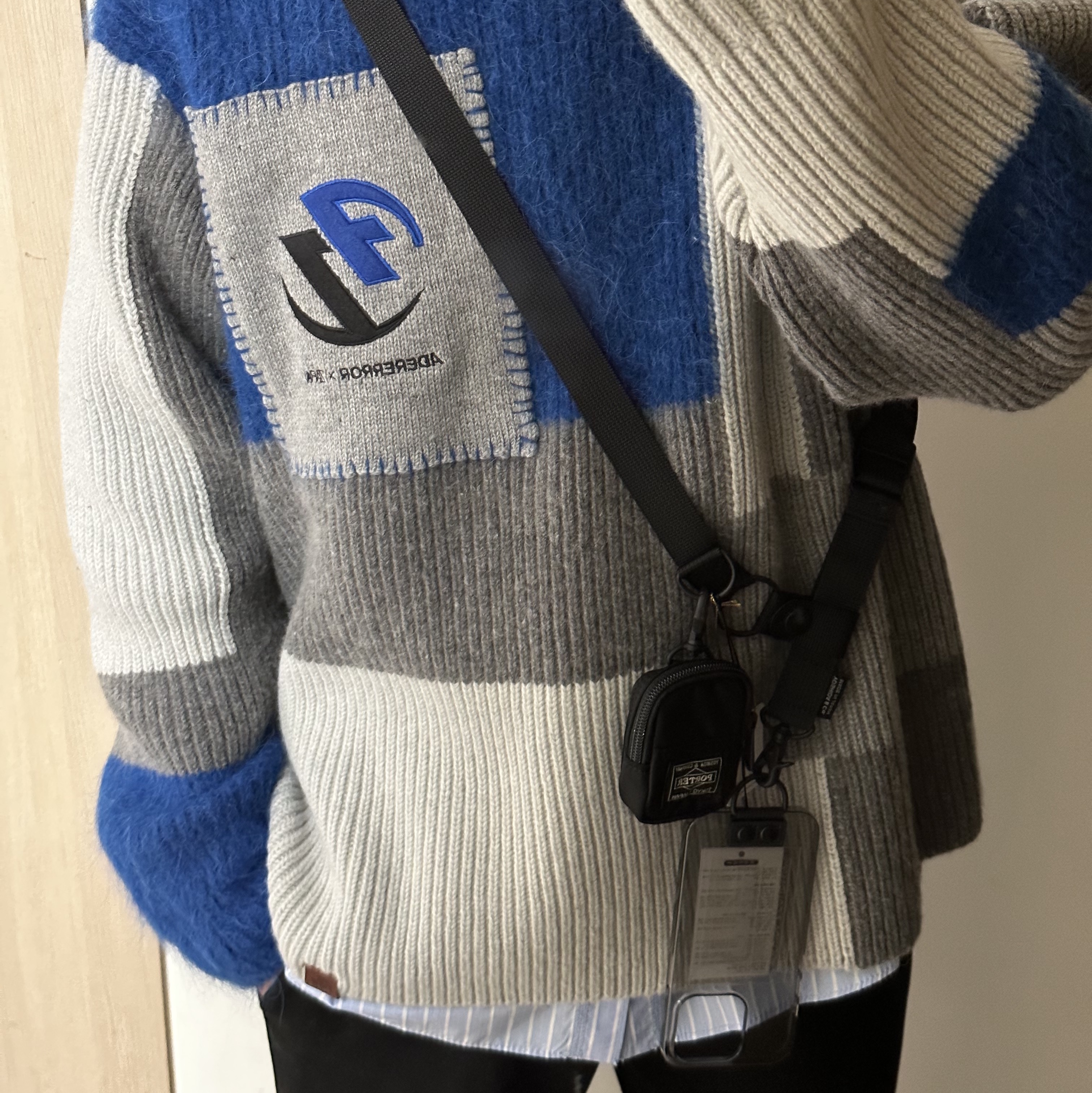 Zara x Ader Error Striped Poplin Shirt Stripe, Zara x Ader Error Patchwork Oversize Knit Sweater Multicolor 착용 스타일 - 5