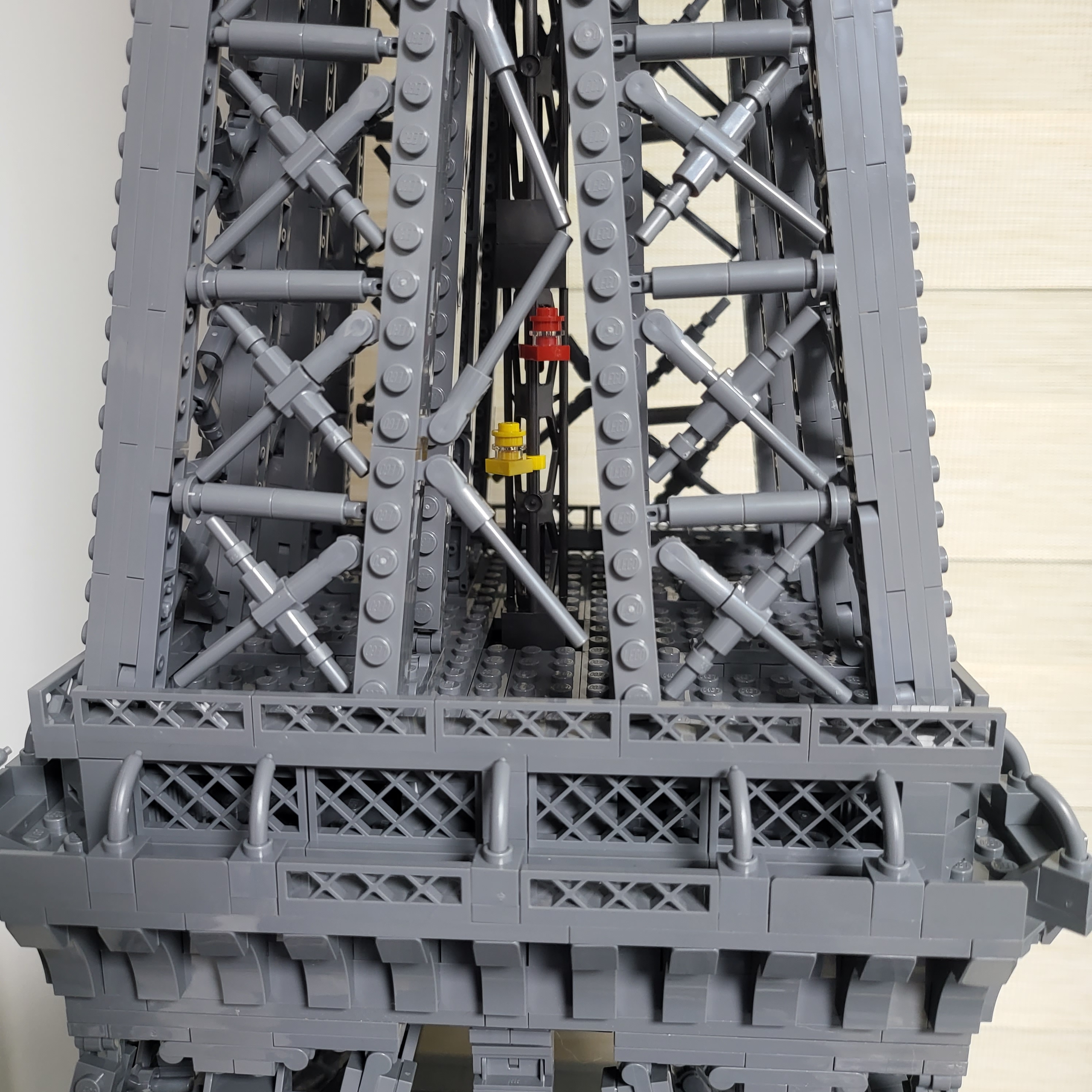 Lego The Eiffel Tower 착용 스타일 - 4