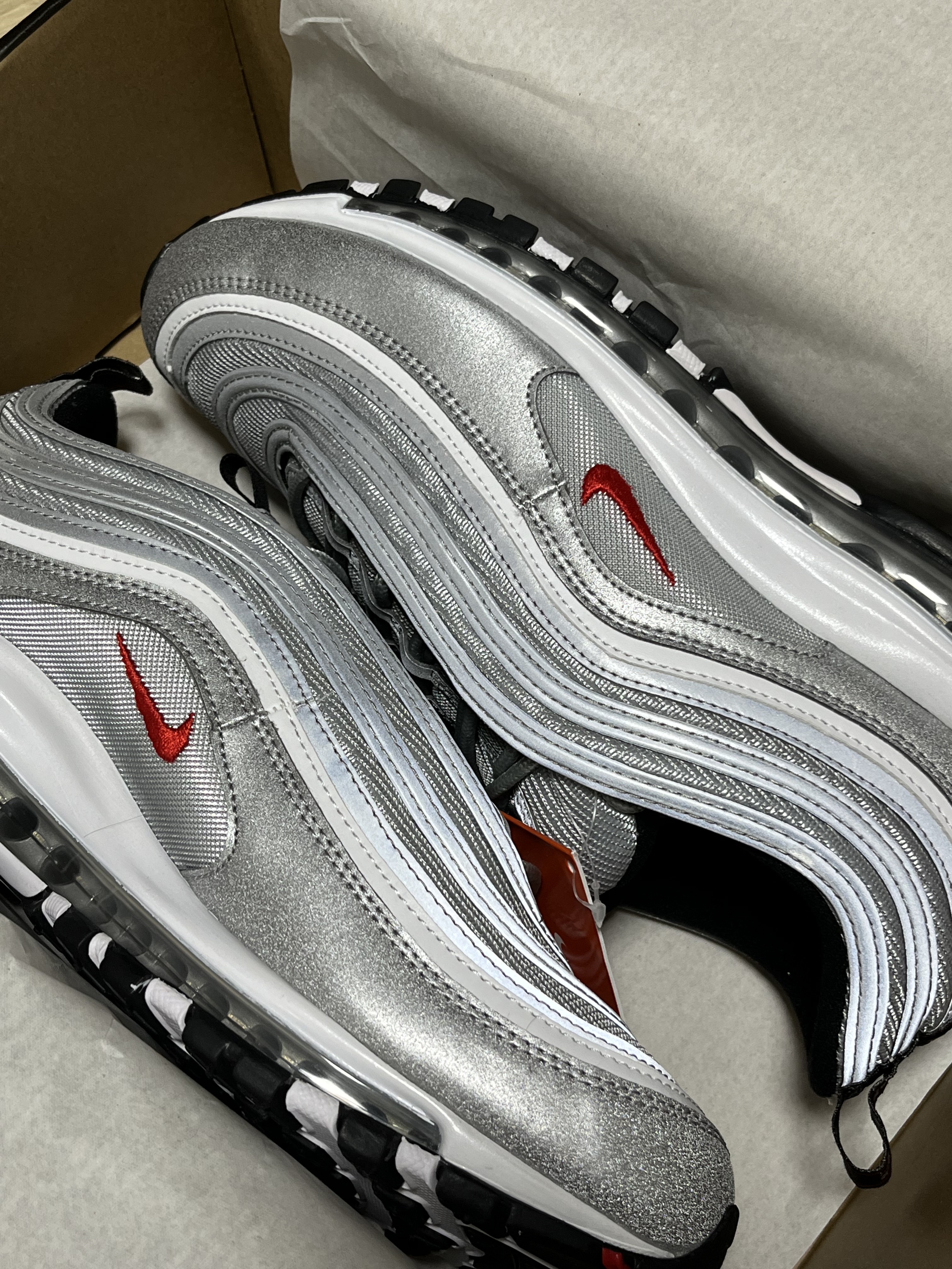 Nike Air Max 97 OG Silver Bullet 2022 착용 스타일