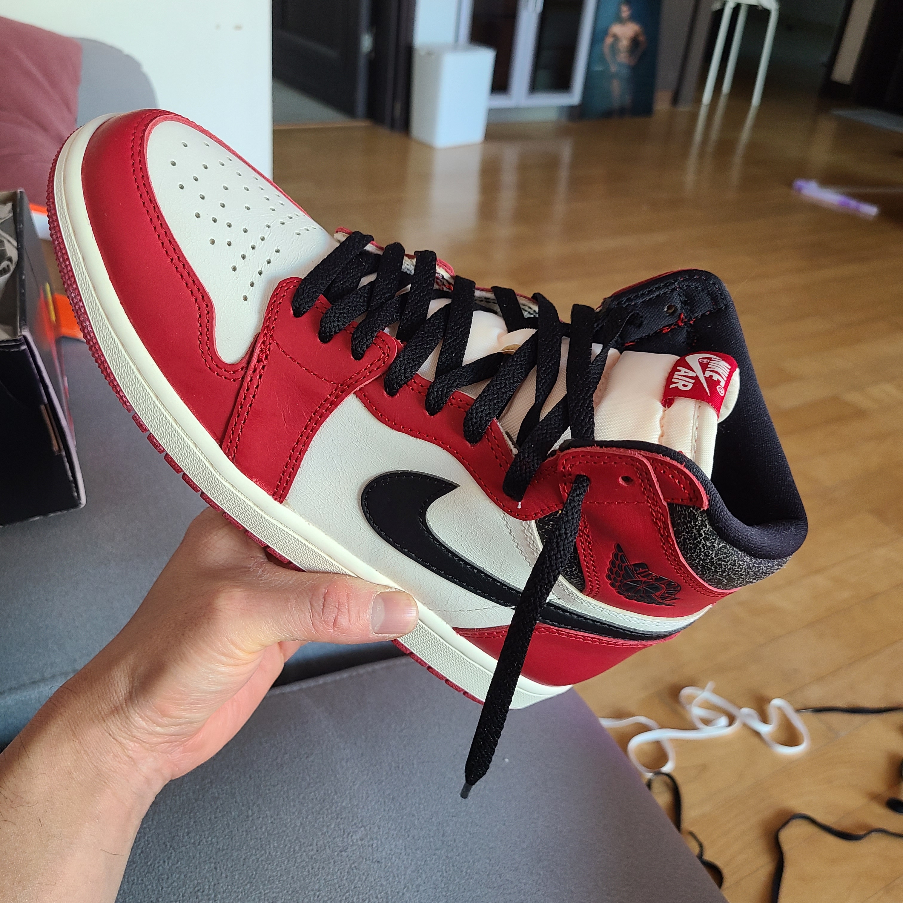 Jordan 1 Retro High OG Chicago 2022 착용 스타일 - 4