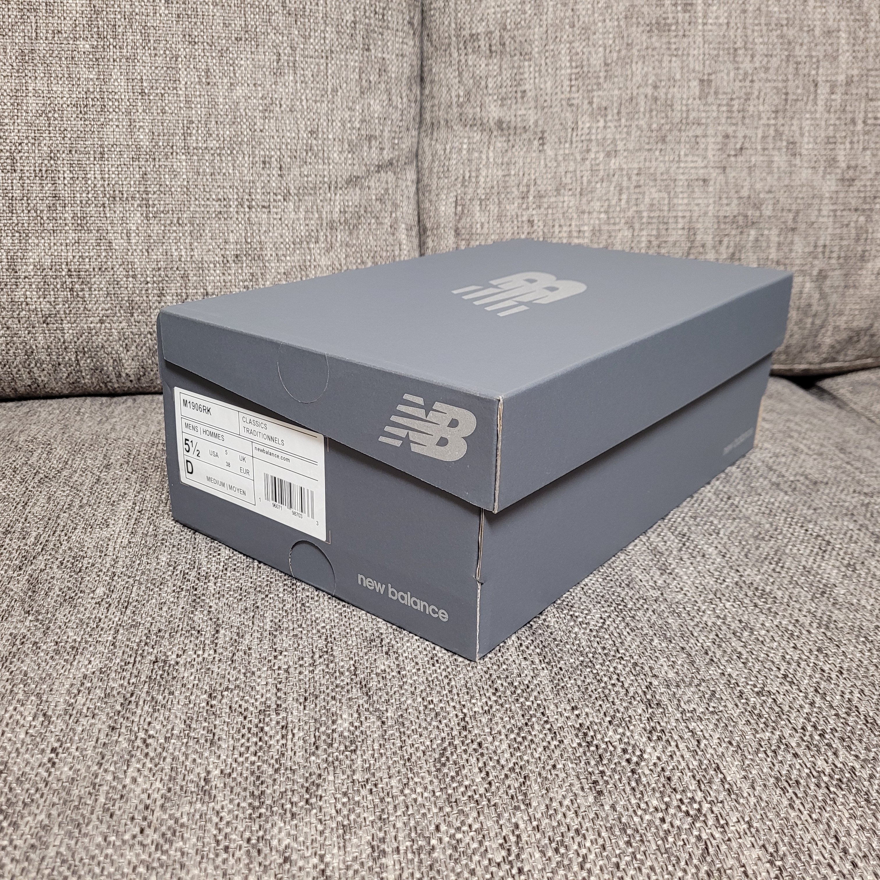 New Balance 1906R Black Taos Taupe 착용 스타일 - 5