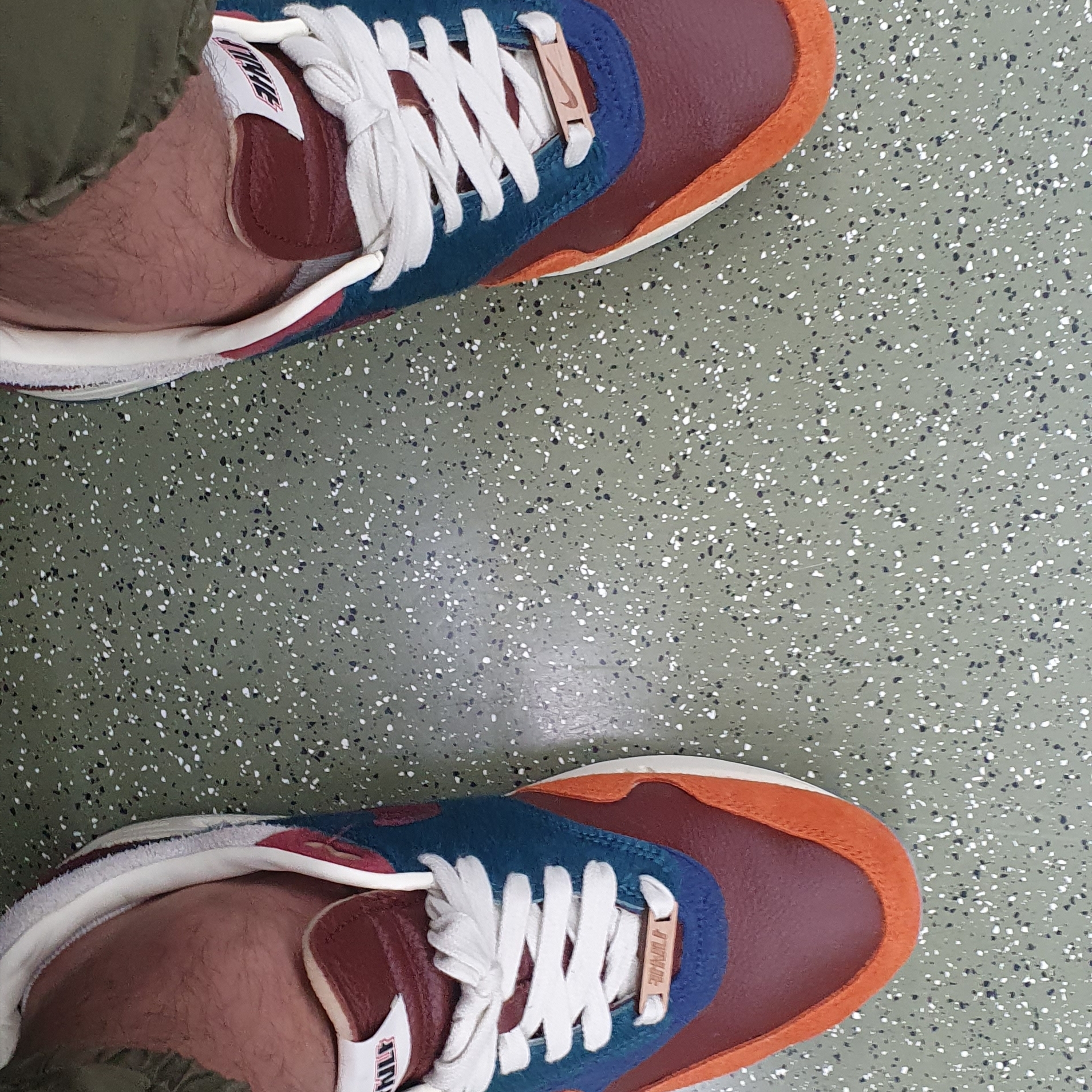 Nike x Kasina Air Max 1 SP Won-Ang Orange 착용 스타일