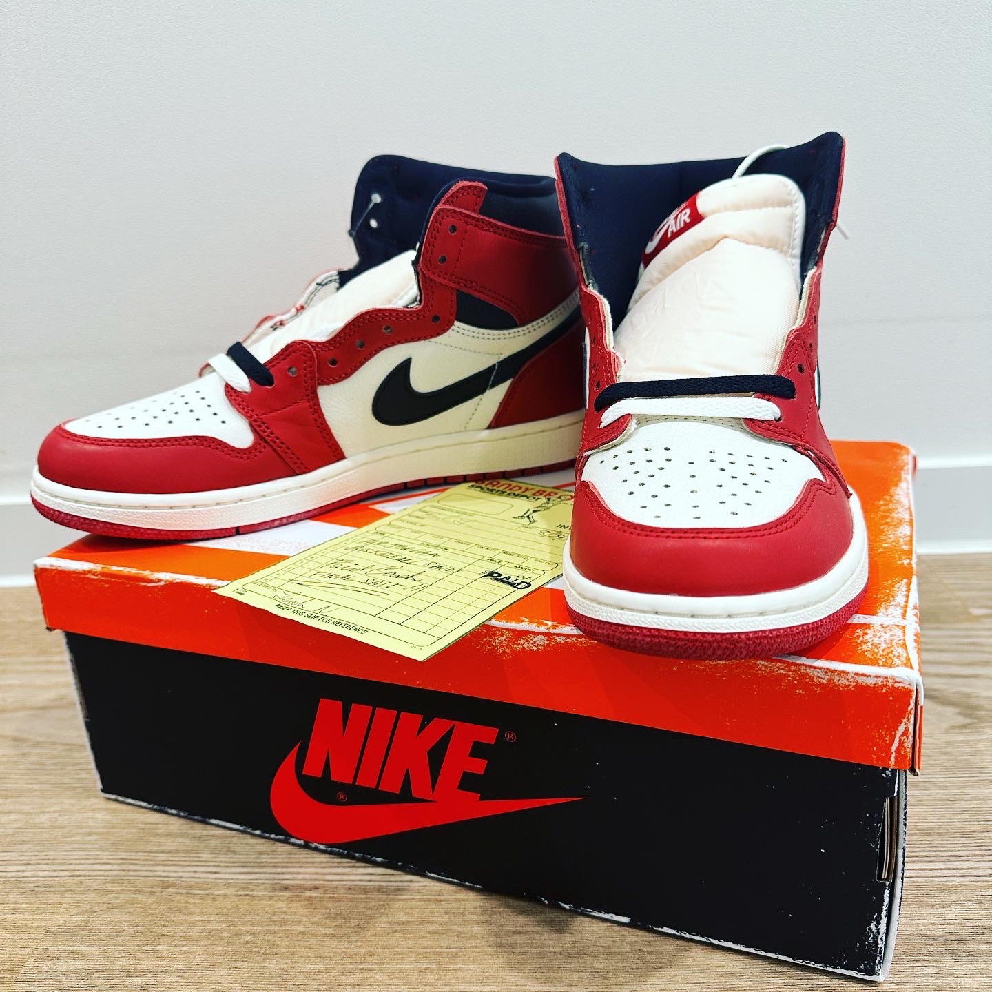 Jordan 1 Retro High OG Chicago 2022 착용 스타일 - 2