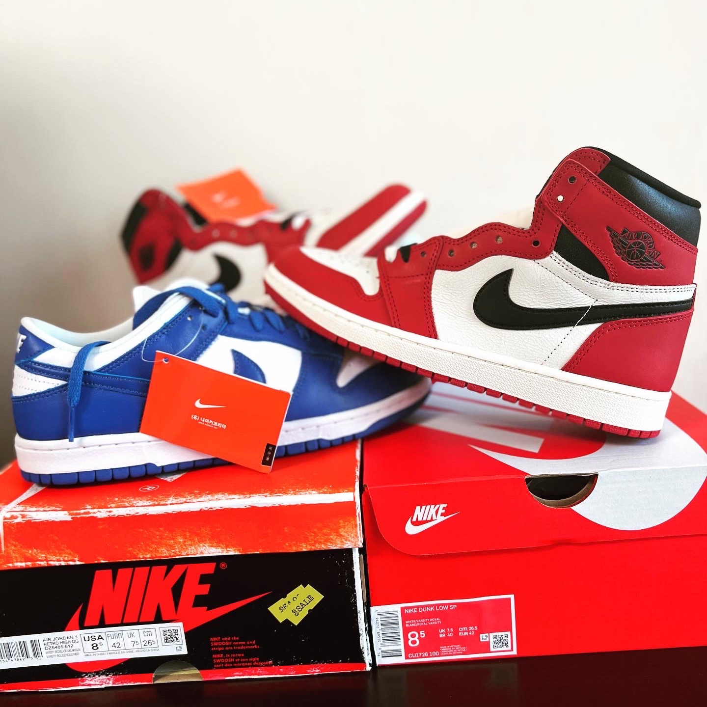 Nike Dunk Low SP Kentucky 2022, Jordan 1 Retro High OG Chicago 2022 착용 스타일 - 1