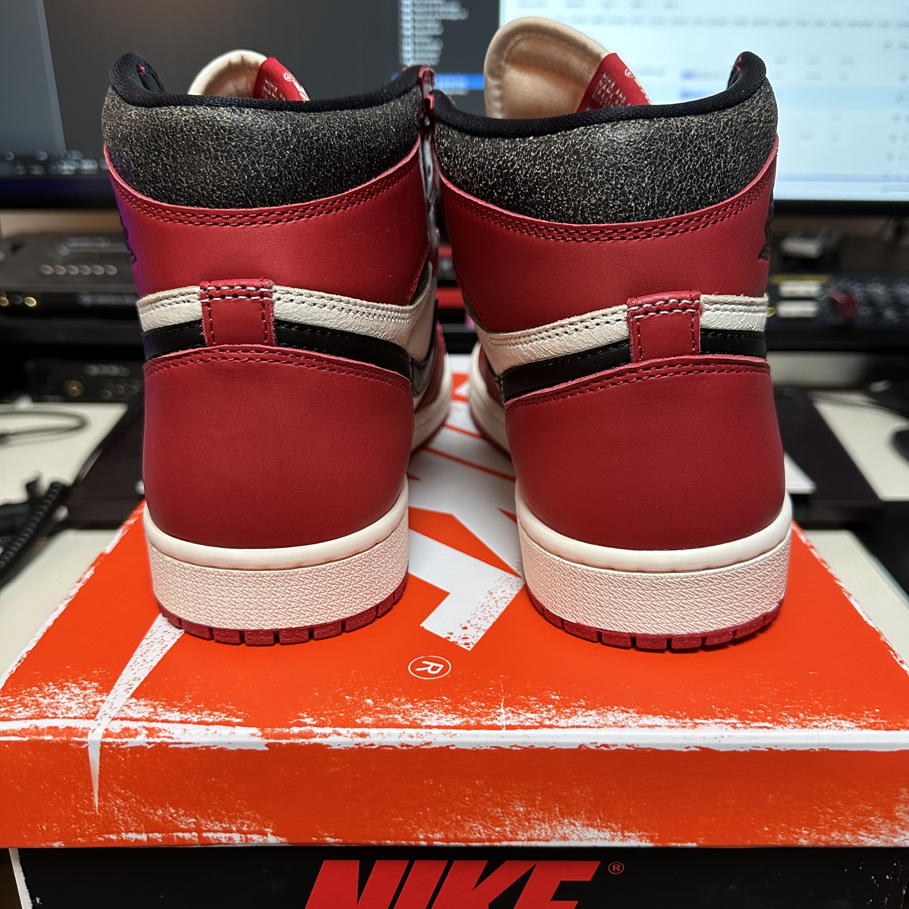 Jordan 1 Retro High OG Chicago 2022 착용 스타일
