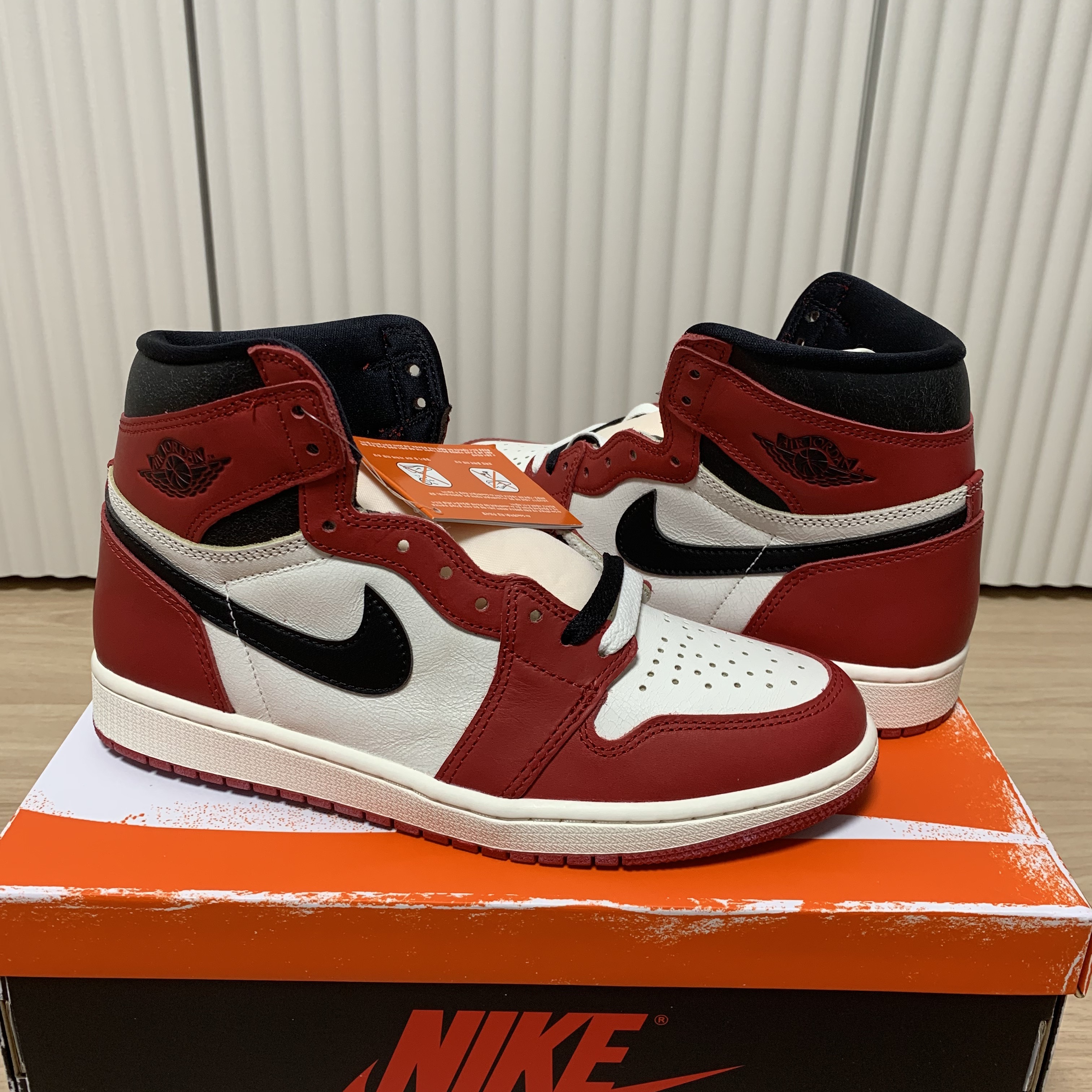 Jordan 1 Retro High OG Chicago 2022 착용 스타일 - 1