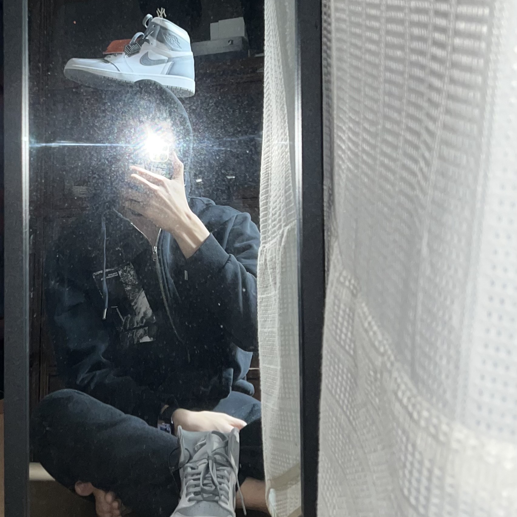 Jordan 1 Retro High OG Stealth 착용 스타일