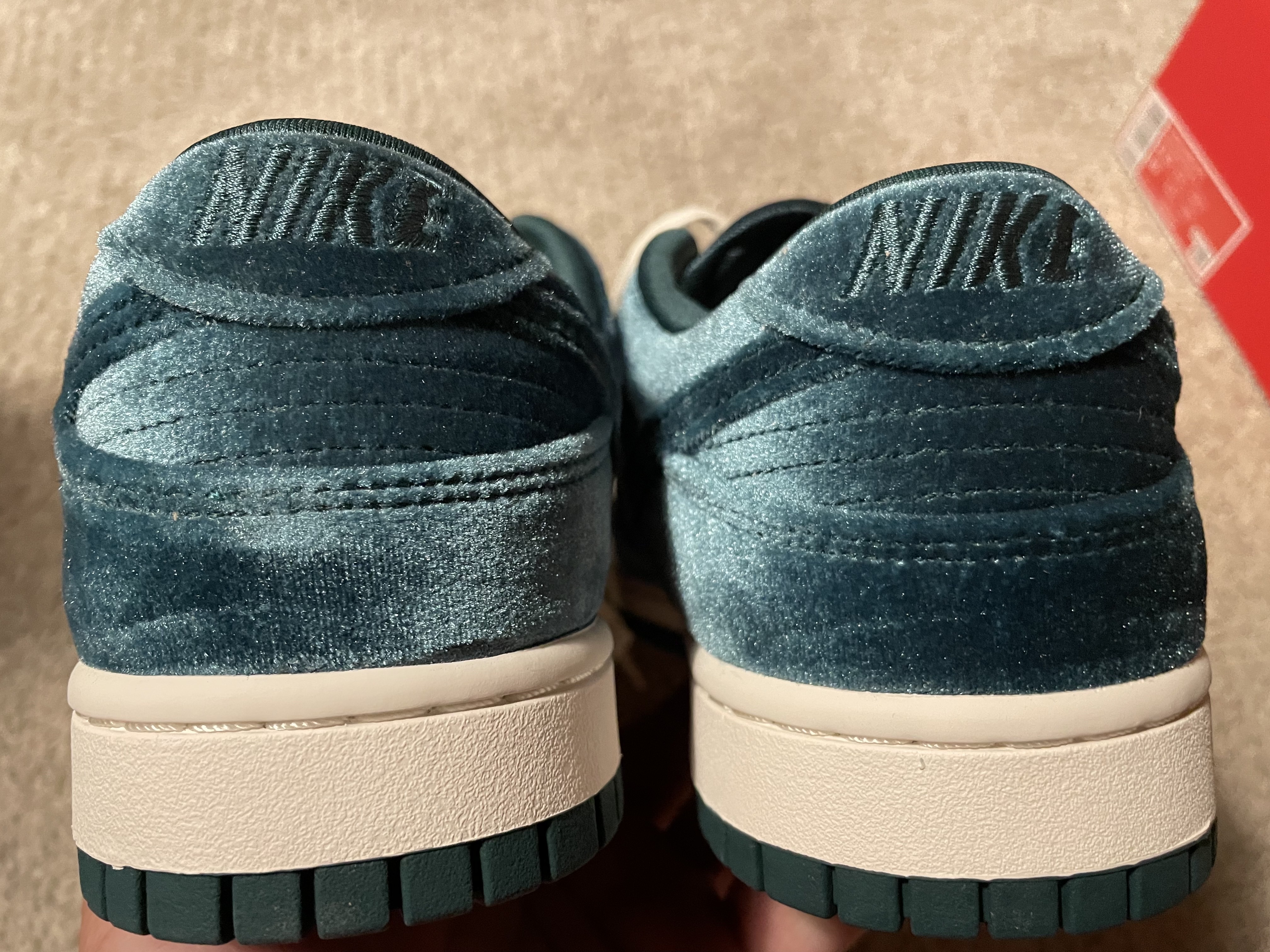 (W) Nike Dunk Low Atomic Teal 착용 스타일 - 5