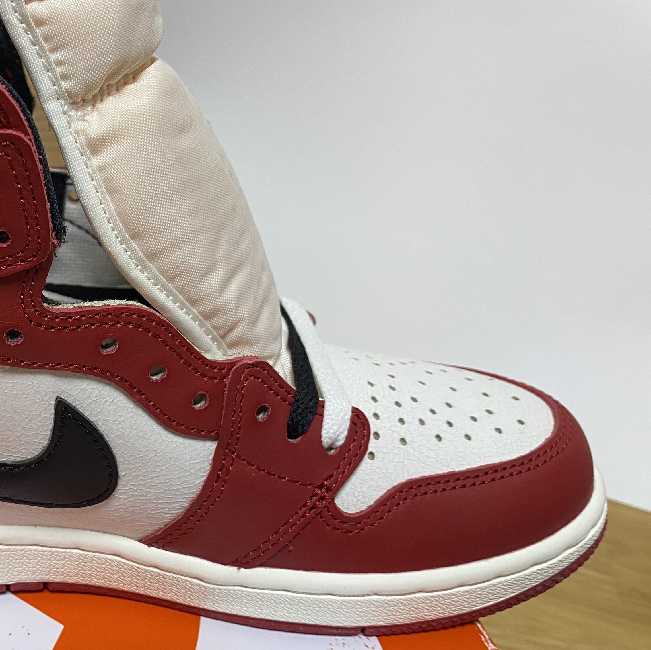 Jordan 1 Retro High OG Chicago 2022 착용 스타일 - 2