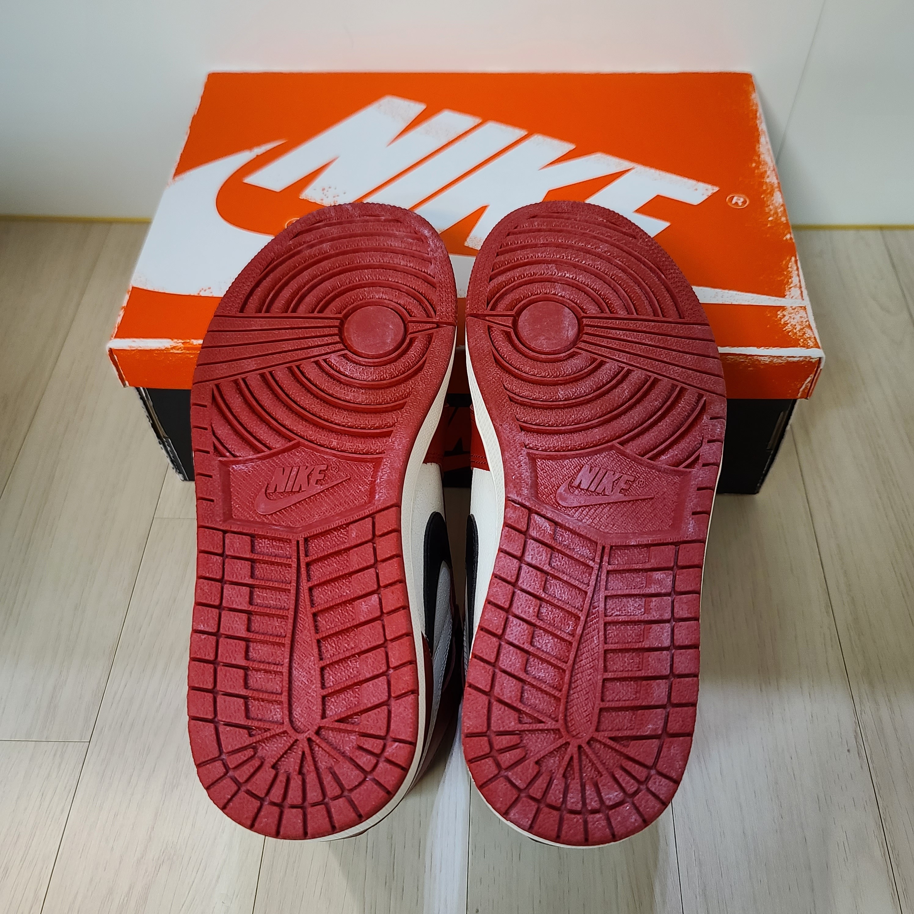 Jordan 1 Retro High OG Chicago 2022 착용 스타일 - 4