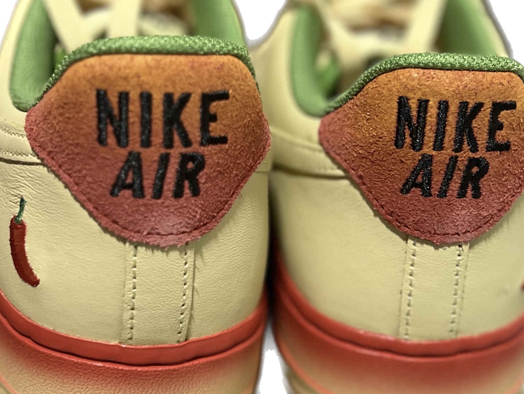 Nike Air Force 1 '07 Lemon Wash University Red 착용 스타일 - 2