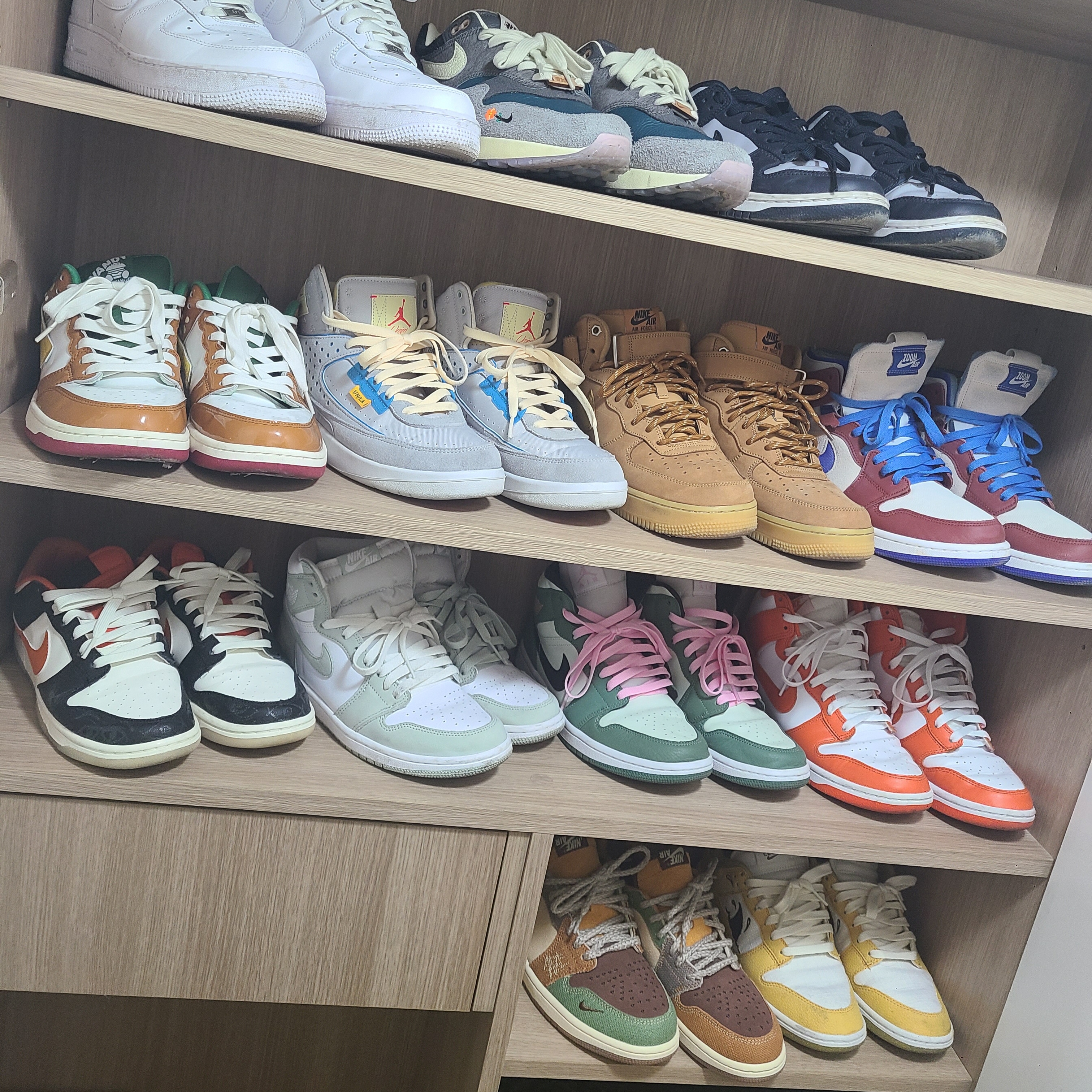 Jordan 1 Retro High OG Chicago 2022, Nike x Kasina Air Max 1 SP Won-Ang Particle Grey 착용 스타일 - 2