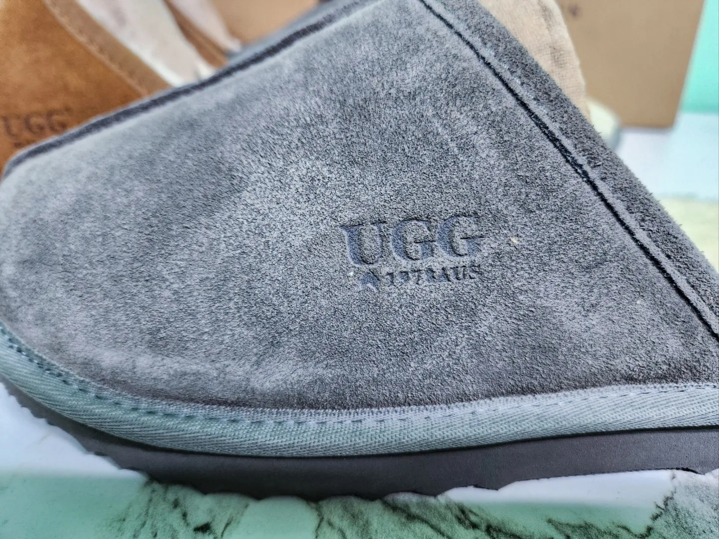 (W) UGG Coquette Slipper Chestnut 착용 스타일 - 4