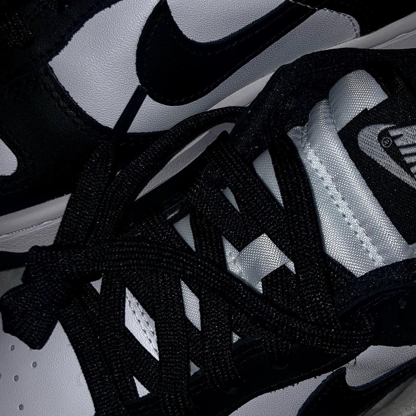 (W) Nike Dunk Low Black 착용 스타일 - 3